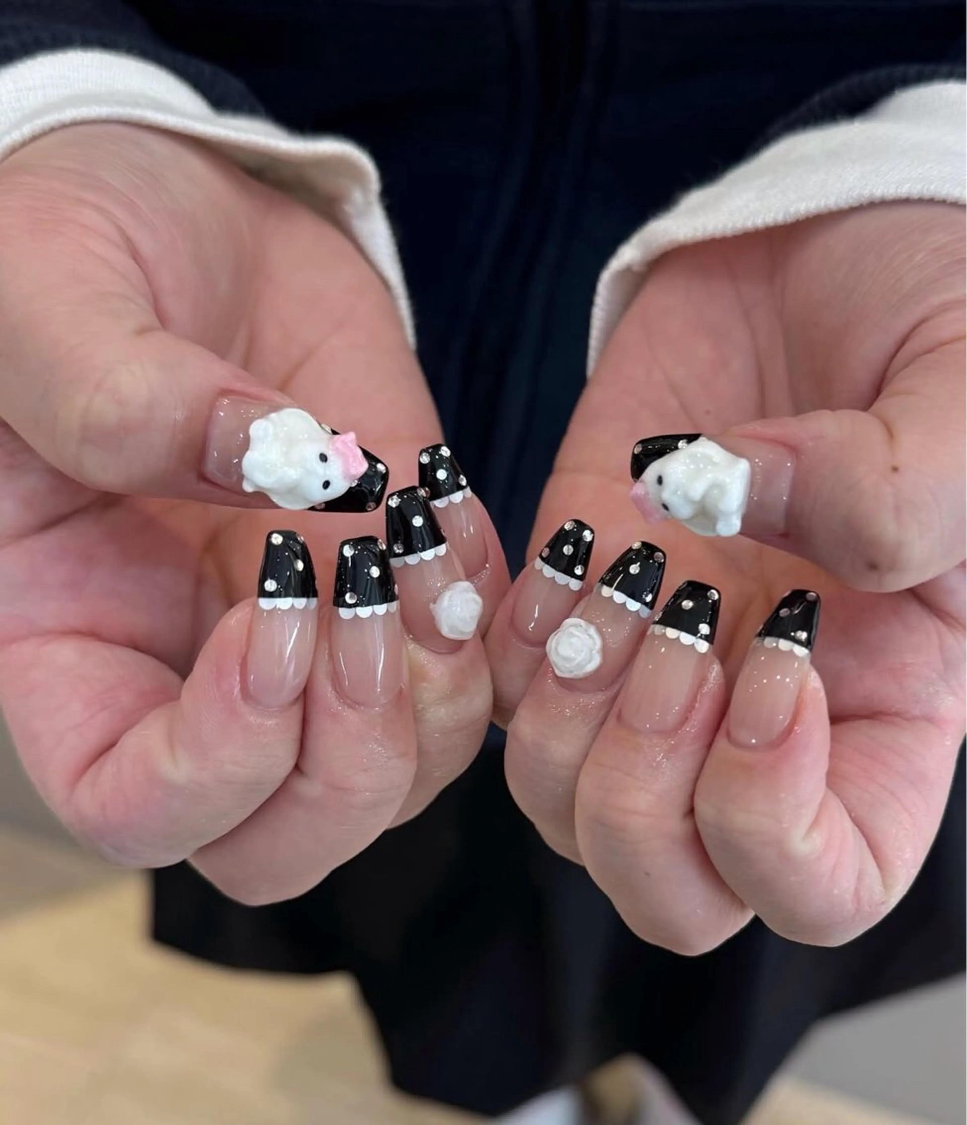 ネイル 長さ出し グラデーション キラキラネイル 韓国ネイル ラメ(グリッター) ハンドネイル ハンドケア Chisa Nail Studio所属・チ サのネイルデザイン