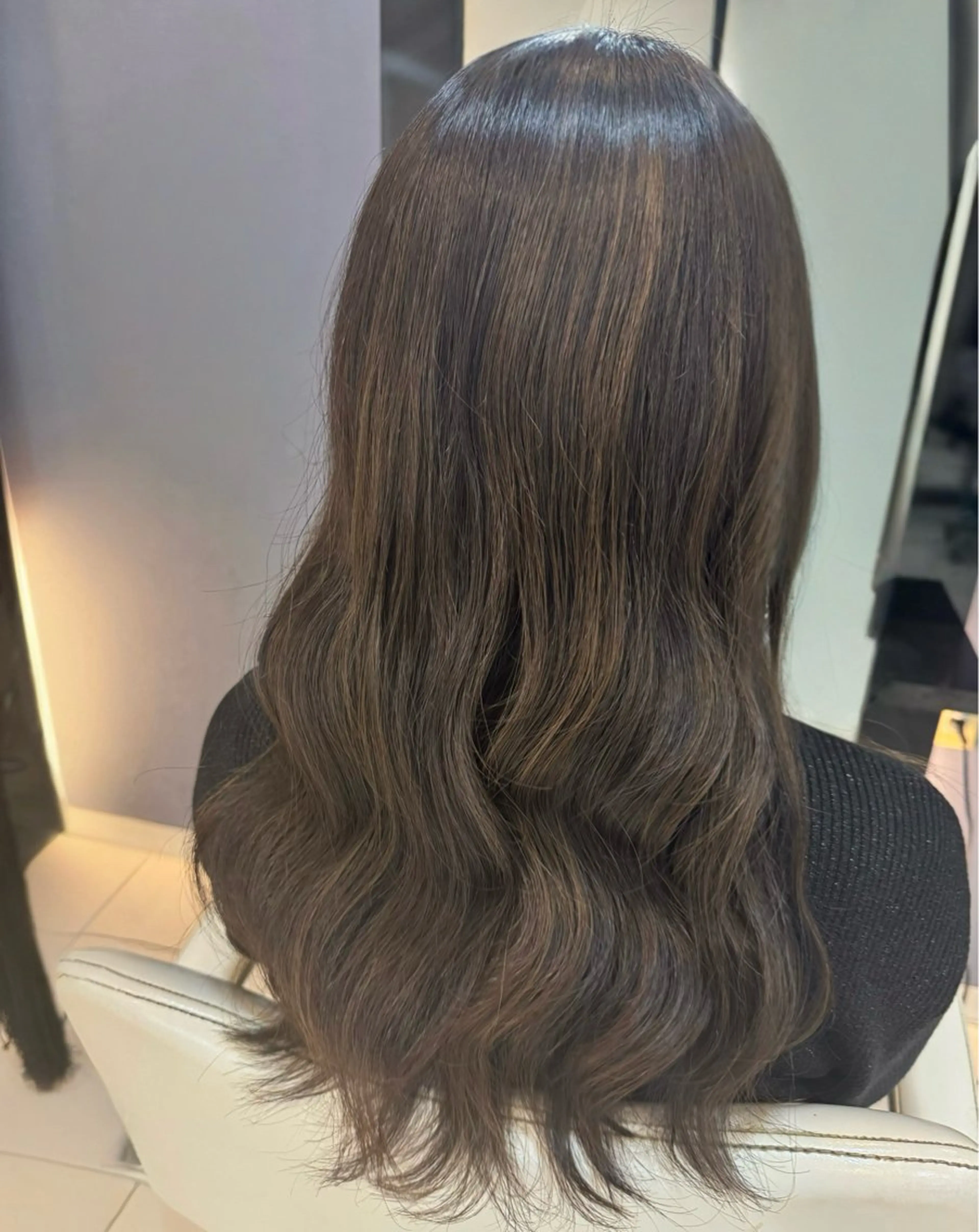 <コテ巻きモデル>Aujua10minヘッドスパ💎ミディアム~ロングの写真