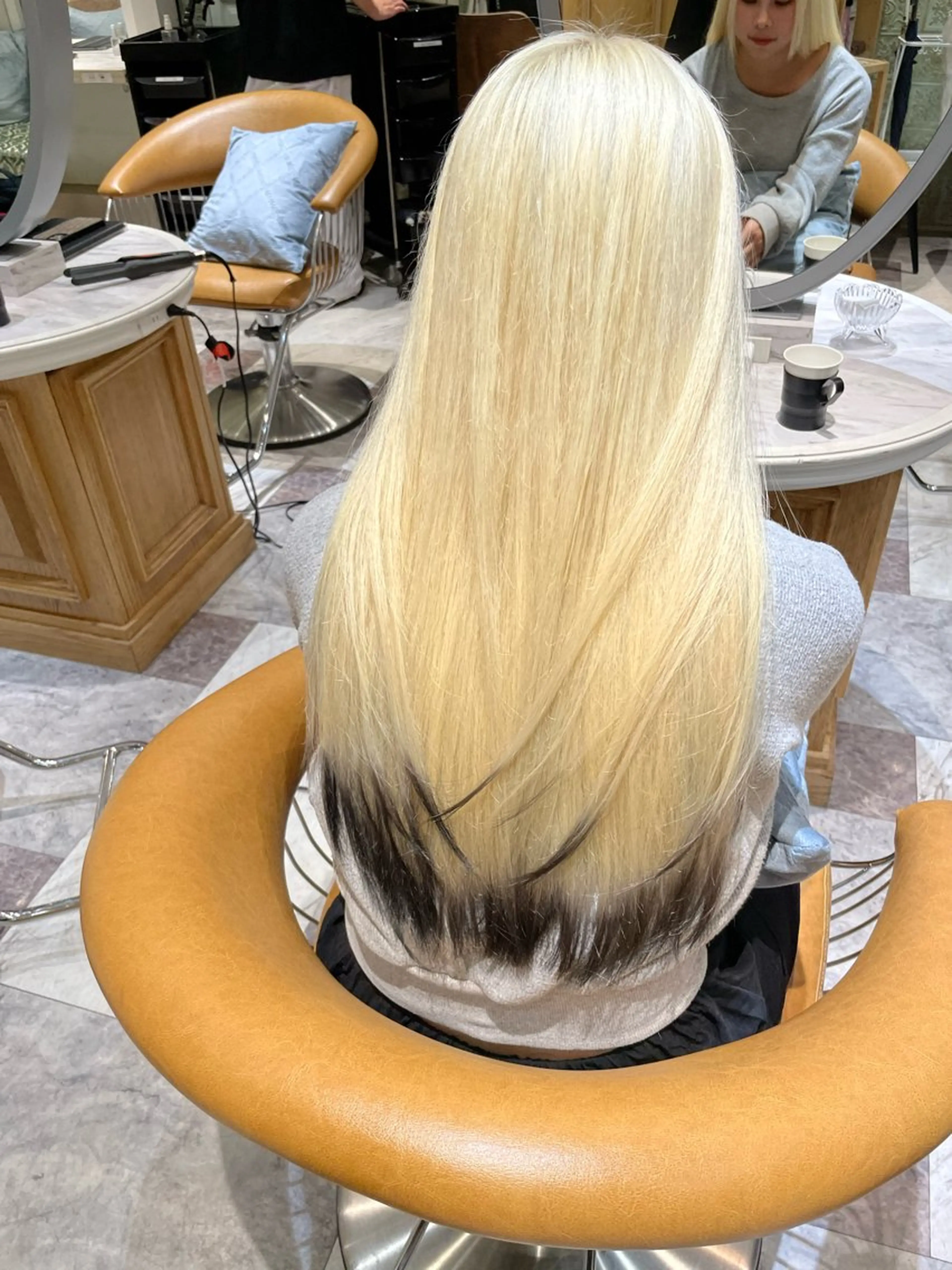 カラー 脱白髪染め/ 髪質改善/ハクのヘアスタイル