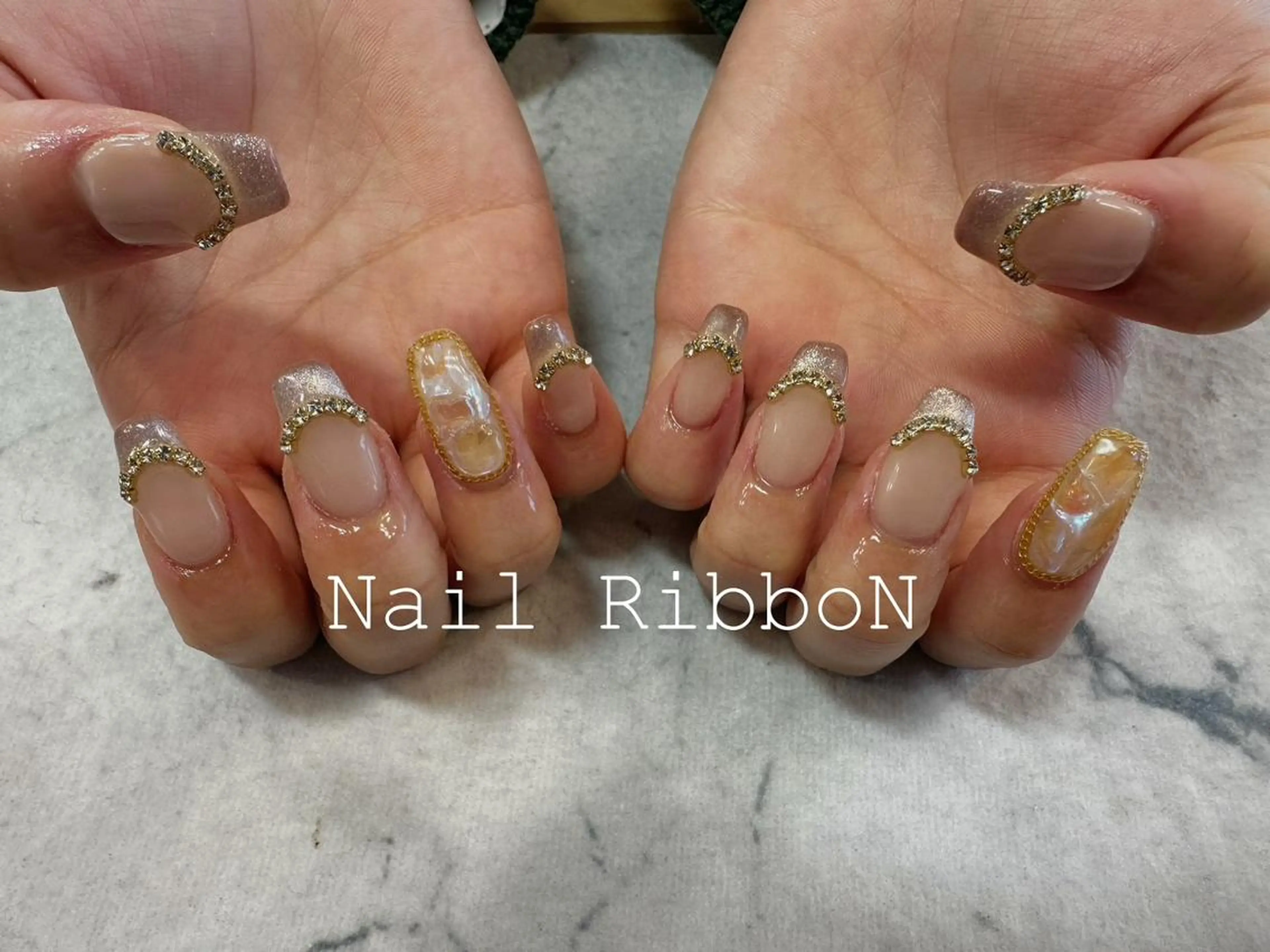 ネイル ネイルリボン 伊藤のネイルデザイン