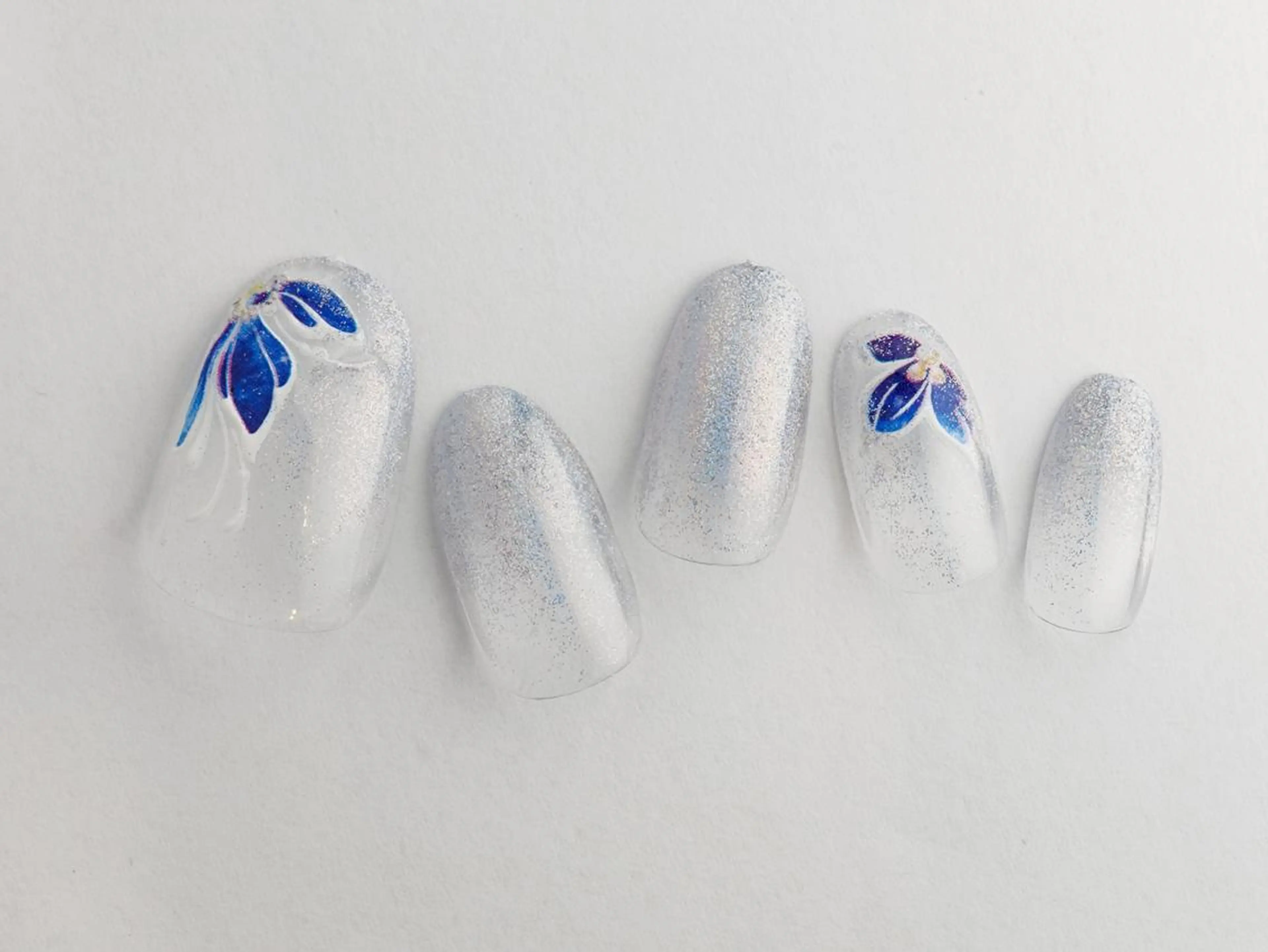 ネイル 💗🪽Tiary Nail🪽💗のネイルデザイン