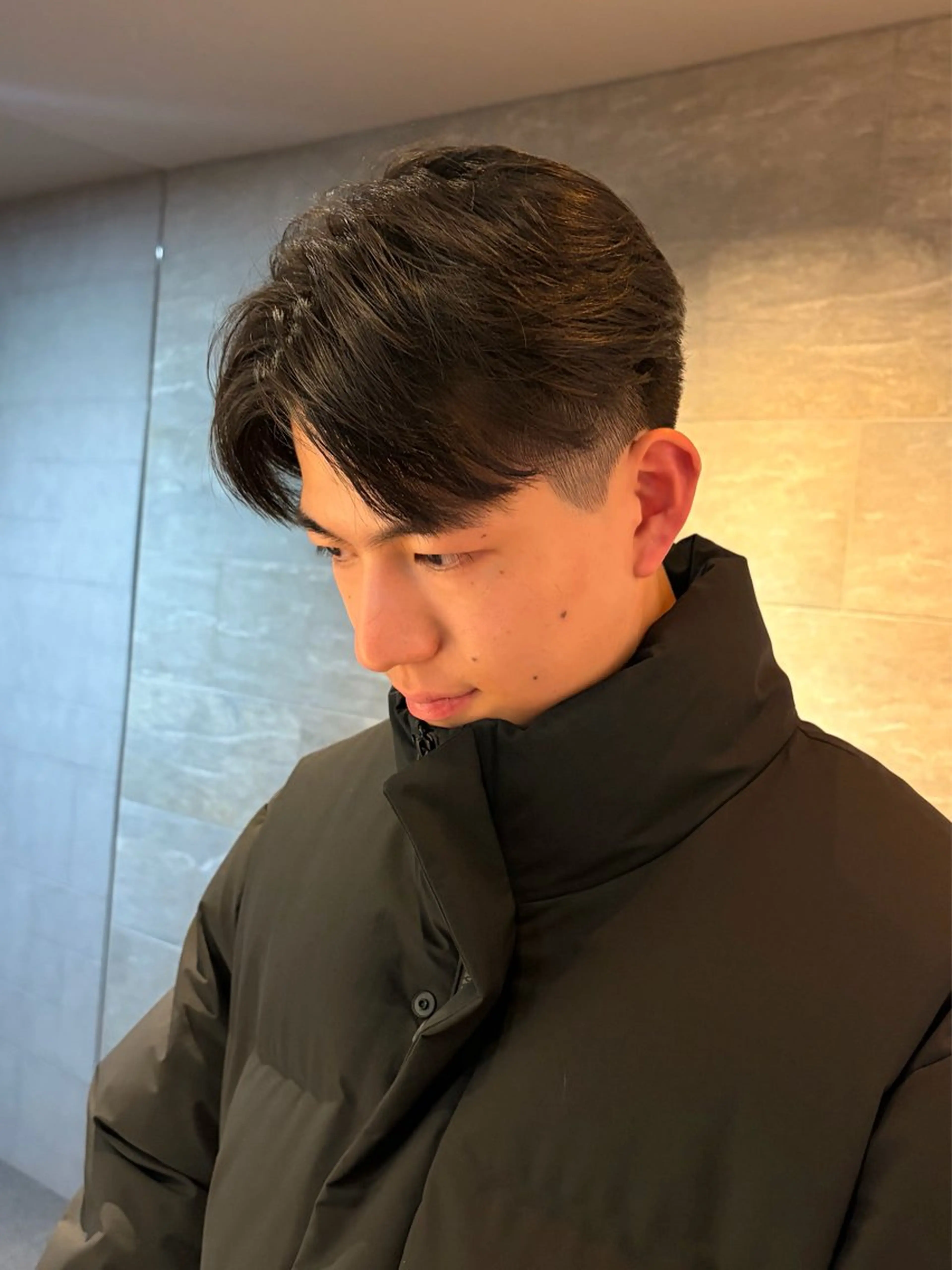 メンズ センターパート メンズパーマ カット Yamada Ami🪐のヘアスタイル