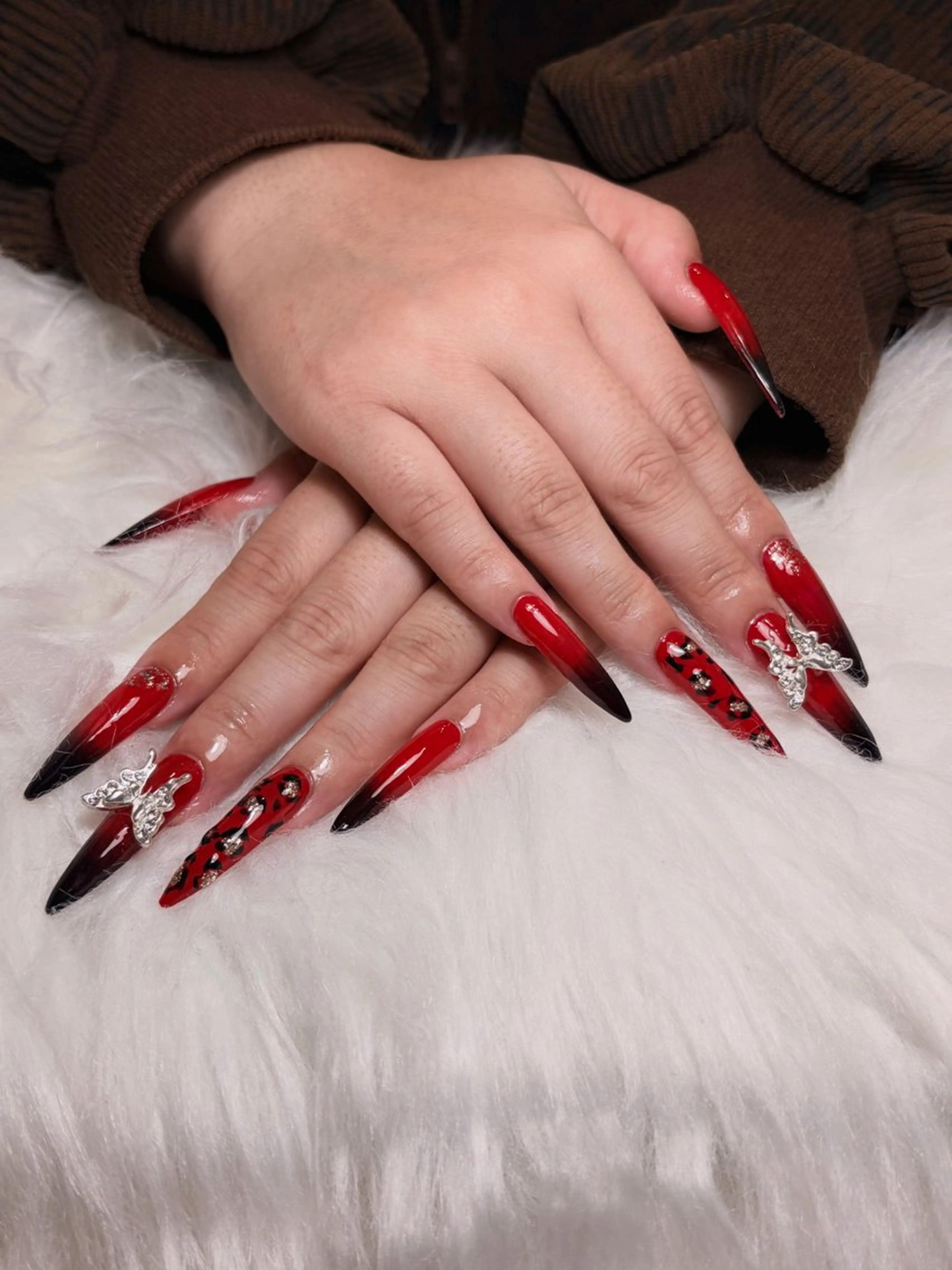 ロング KANON Nailのネイルデザイン