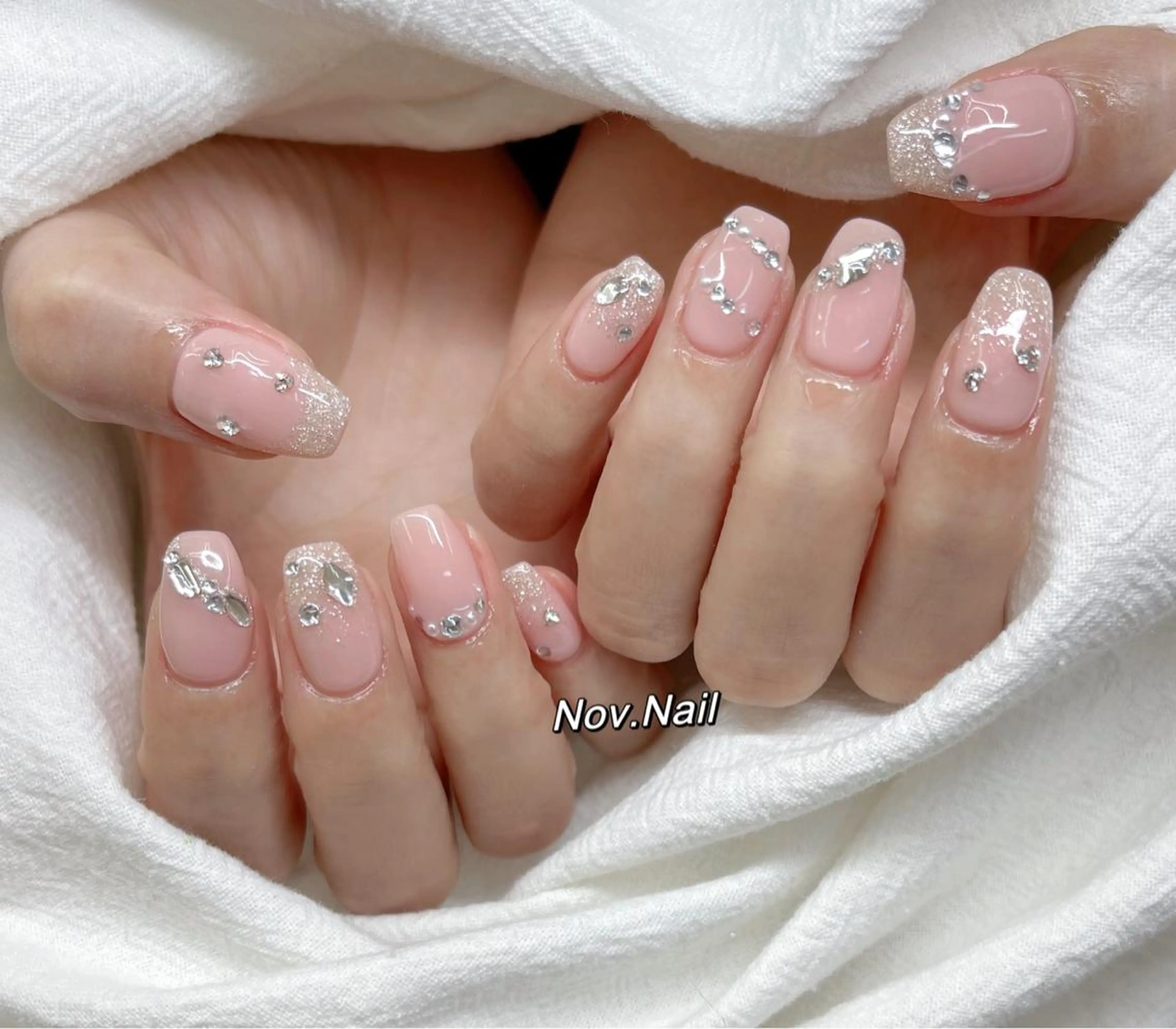 ネイル ハンドネイル ハンドケア Nov. ネイルサロンのネイルデザイン