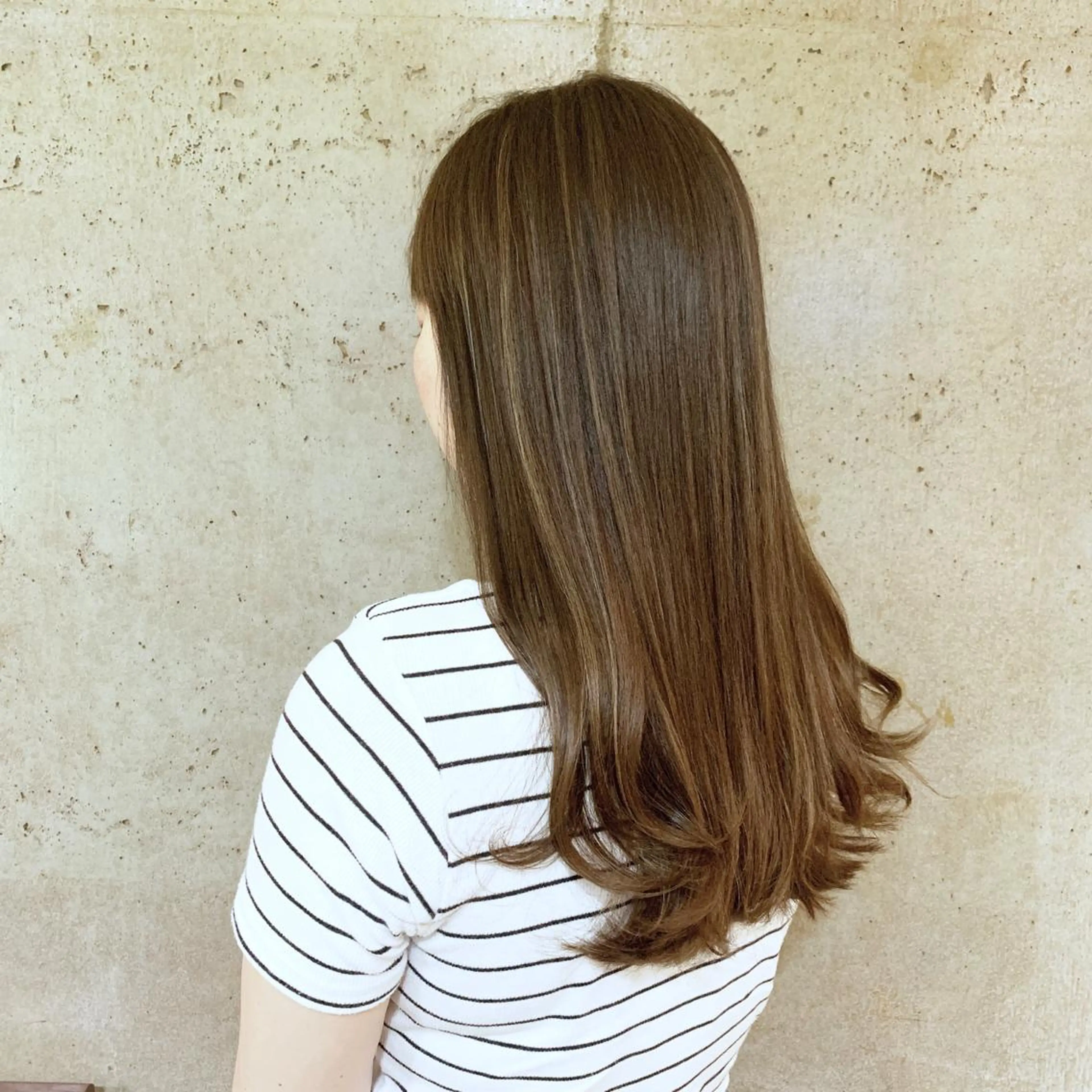 セミロング カラー 二宮 早智子のヘアスタイル