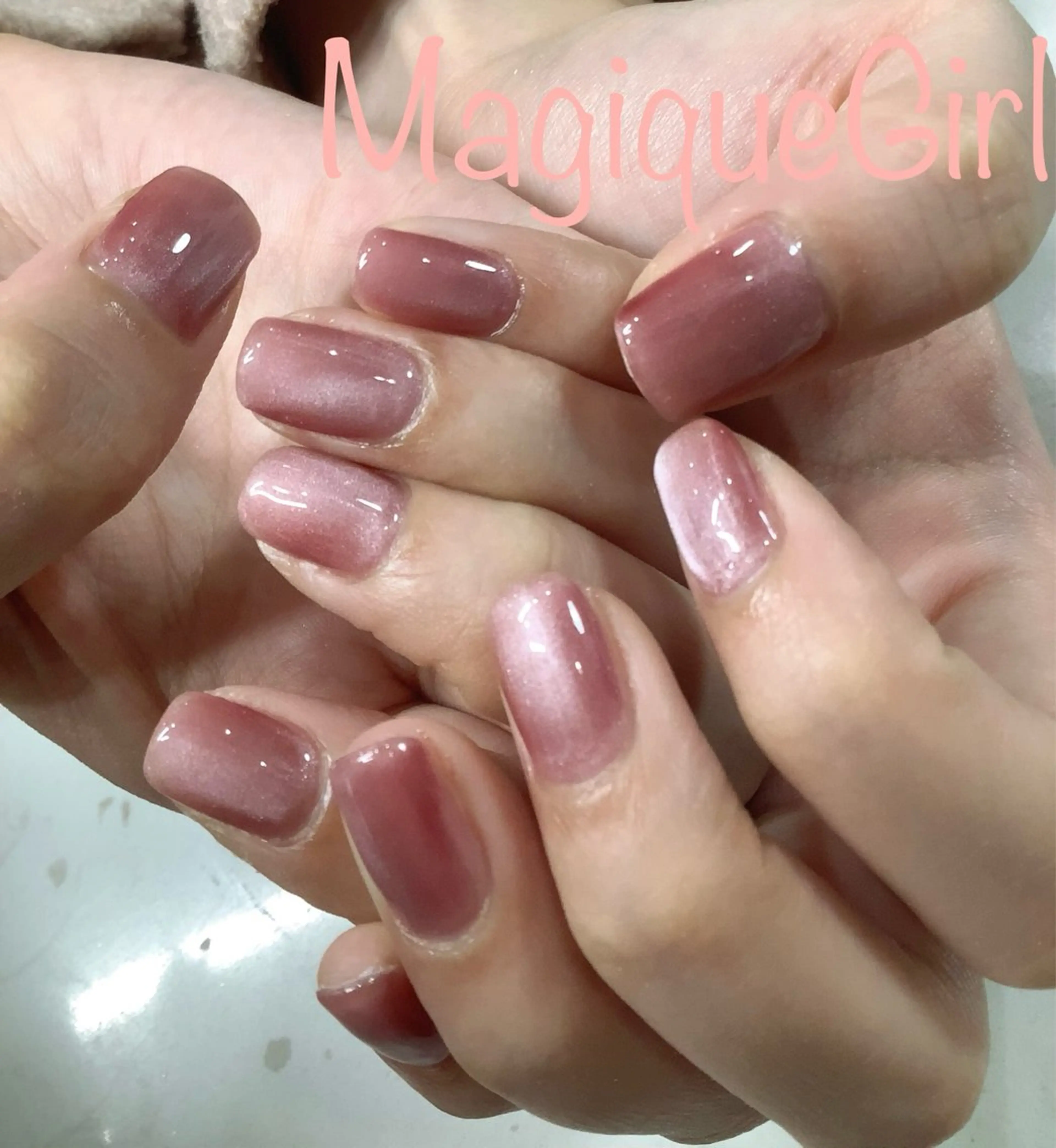 ネイル マグネットネイル ピンク ハンドネイル ⚜️Nail&Eye YUKI⚜️のマツエク・マツパデザイン