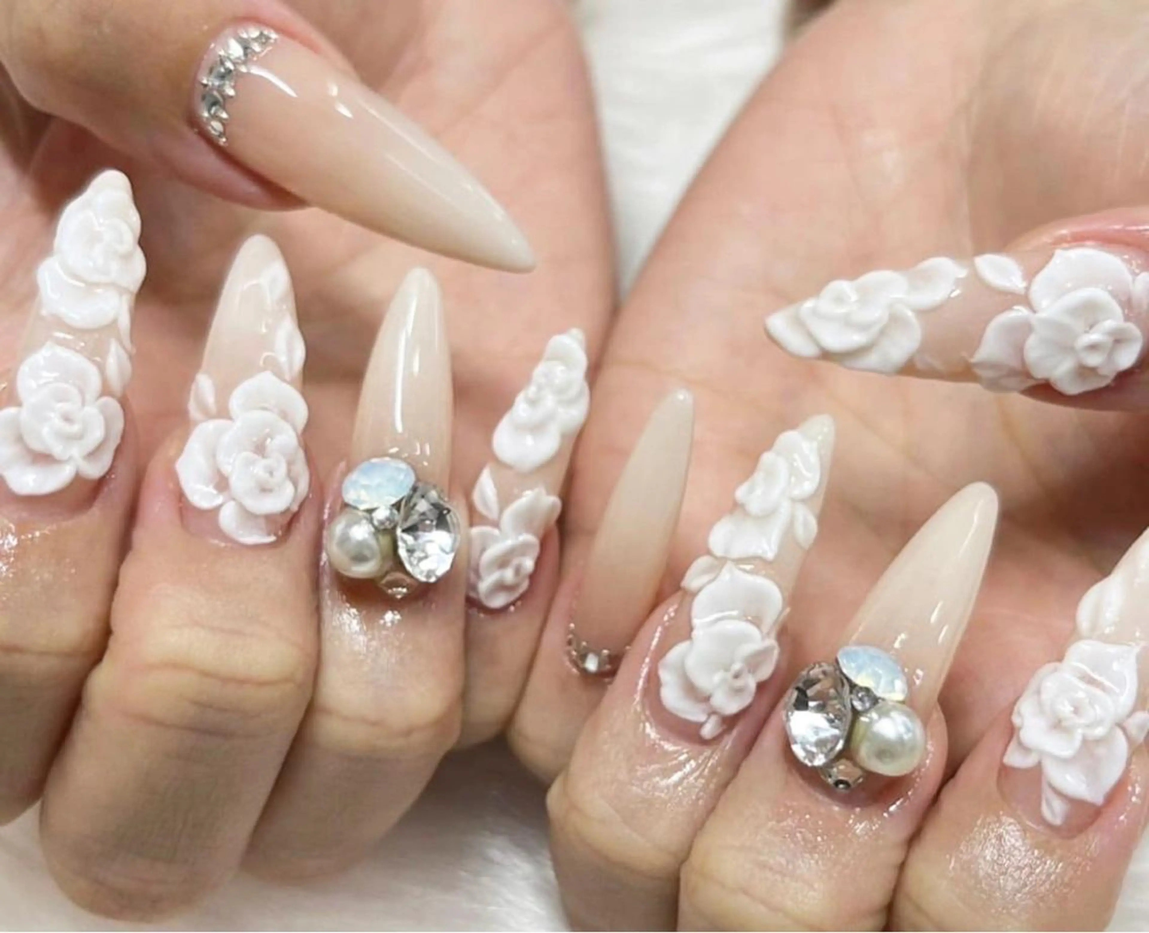 ネイル 成人式 スカルプネイル NAILSGOGO shibuyaのネイルデザイン