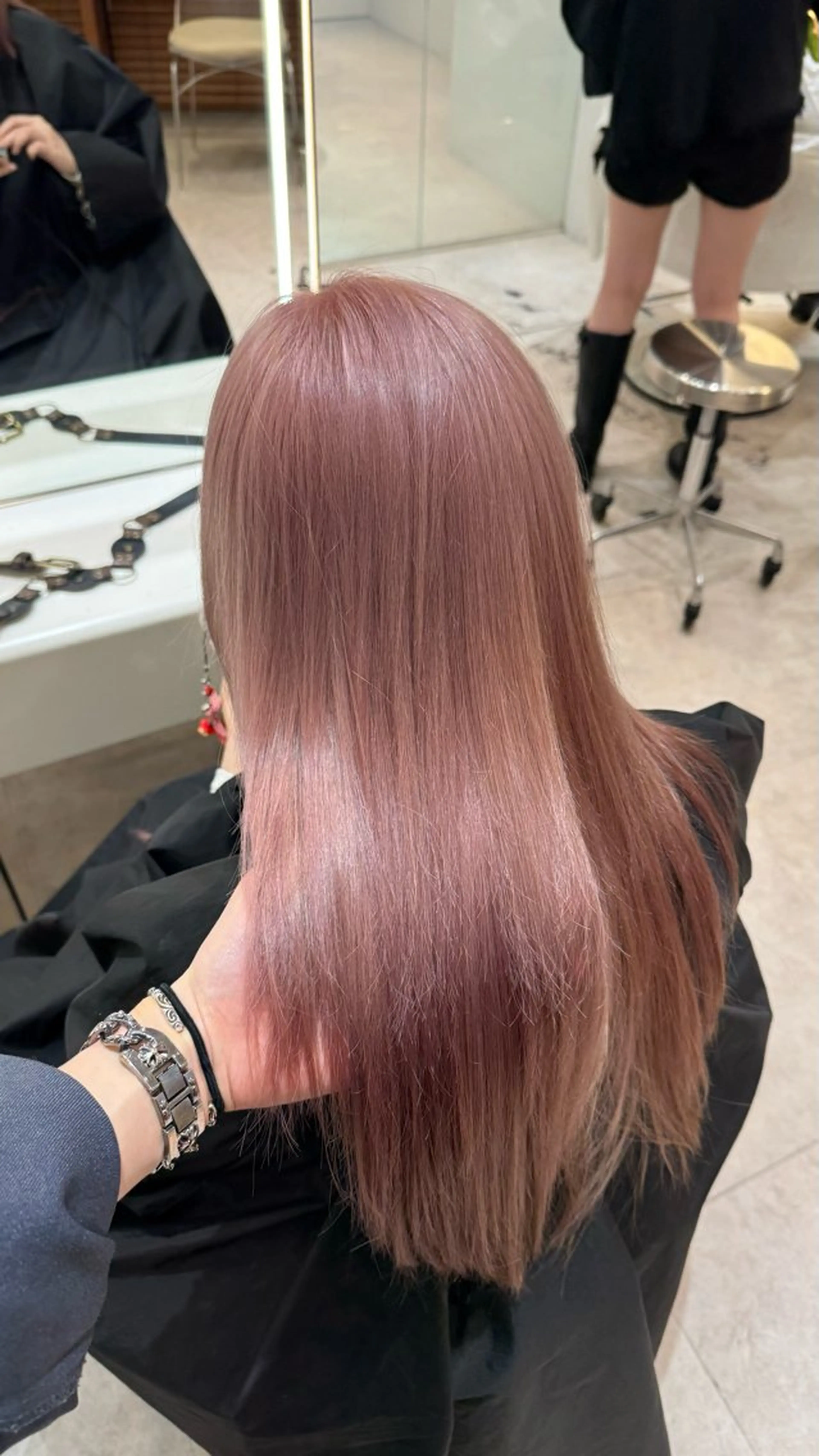 ショート カラー ヘアカラー トリートメント 渋谷/レイヤーボブ・ 透明感カラーしょうごのヘアスタイル