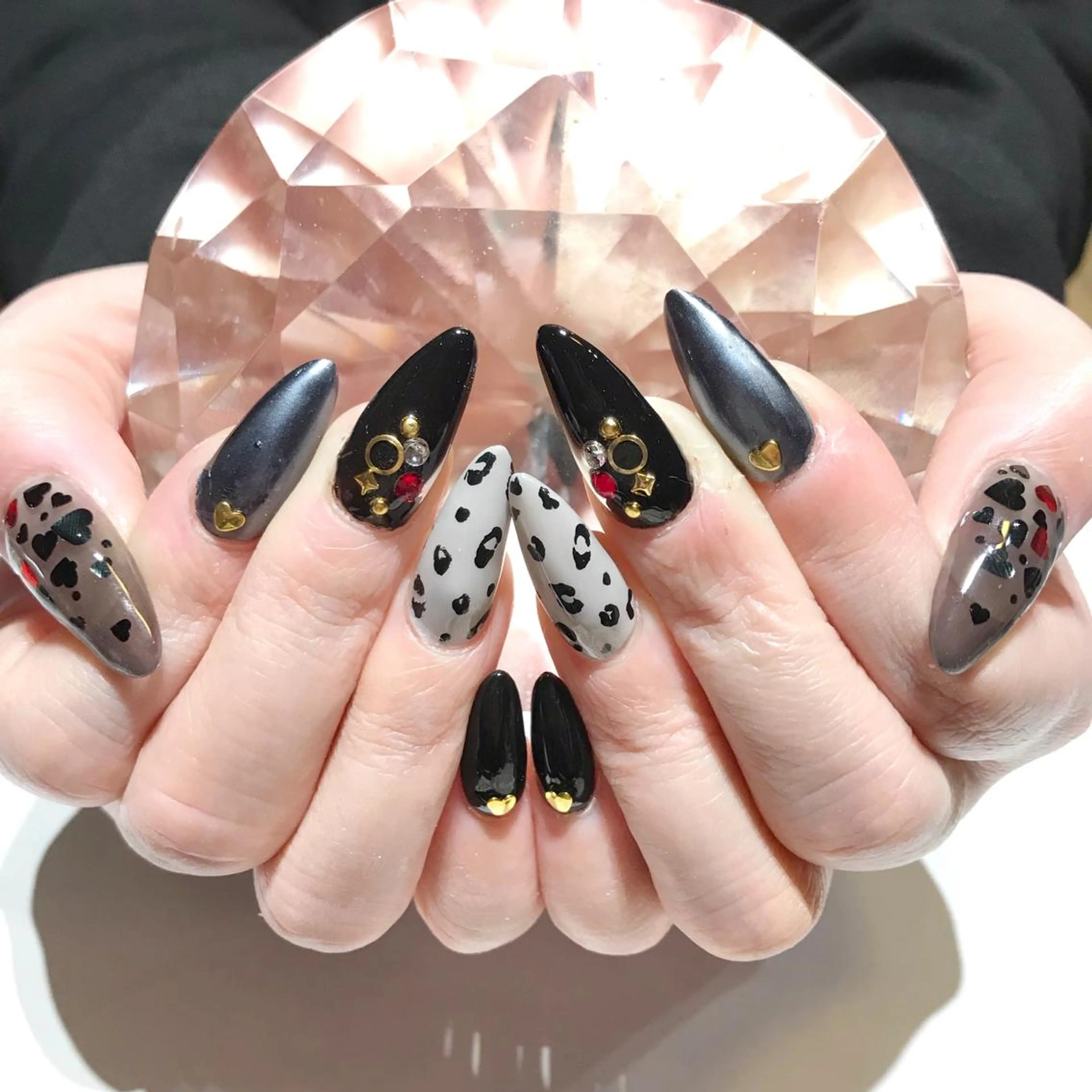 ネイル アートネイル ジェルネイル スカルプネイル シンプルネイル YUN 💅のネイルデザイン