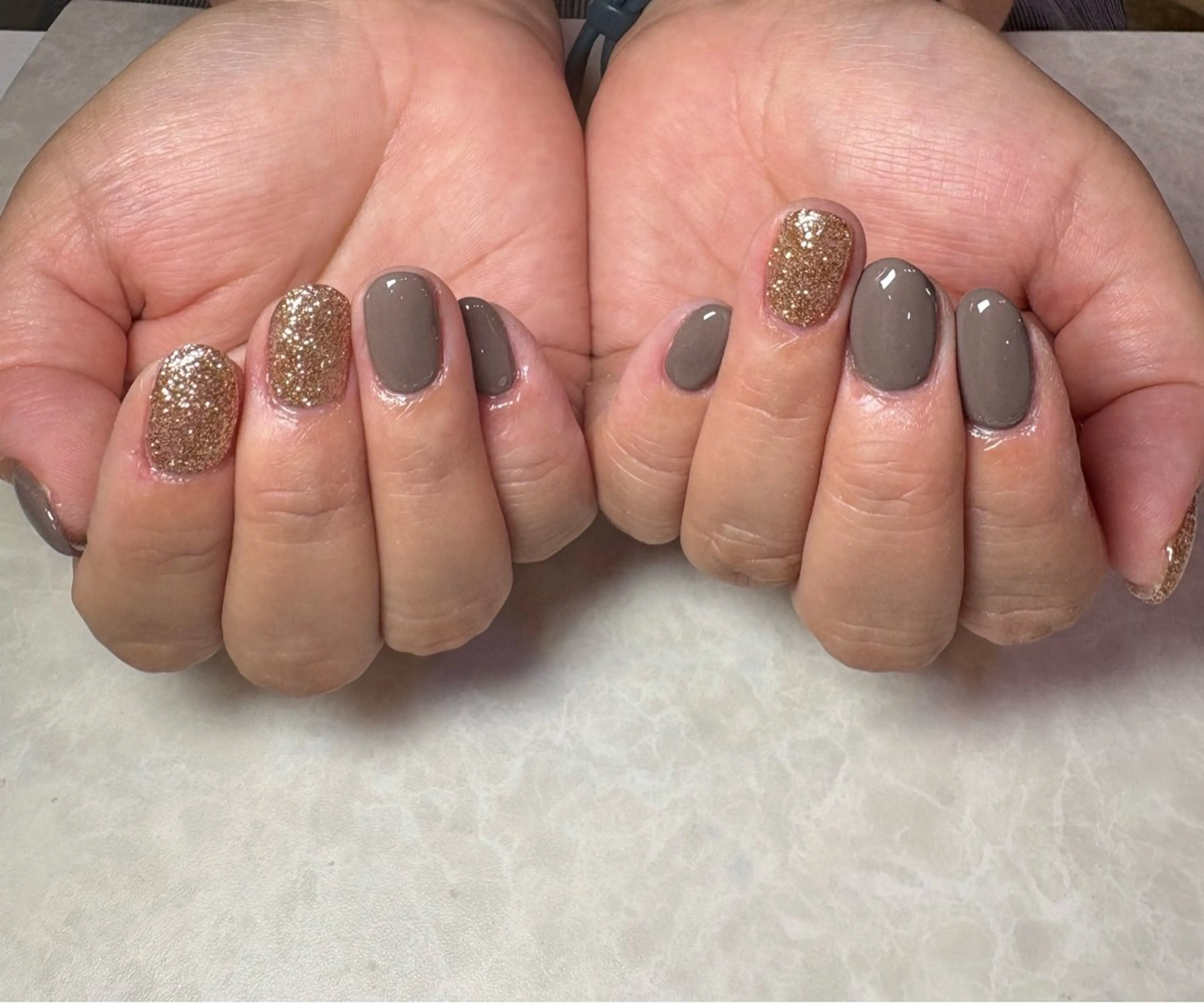 ネイル 三輪 彩美春のネイルデザイン