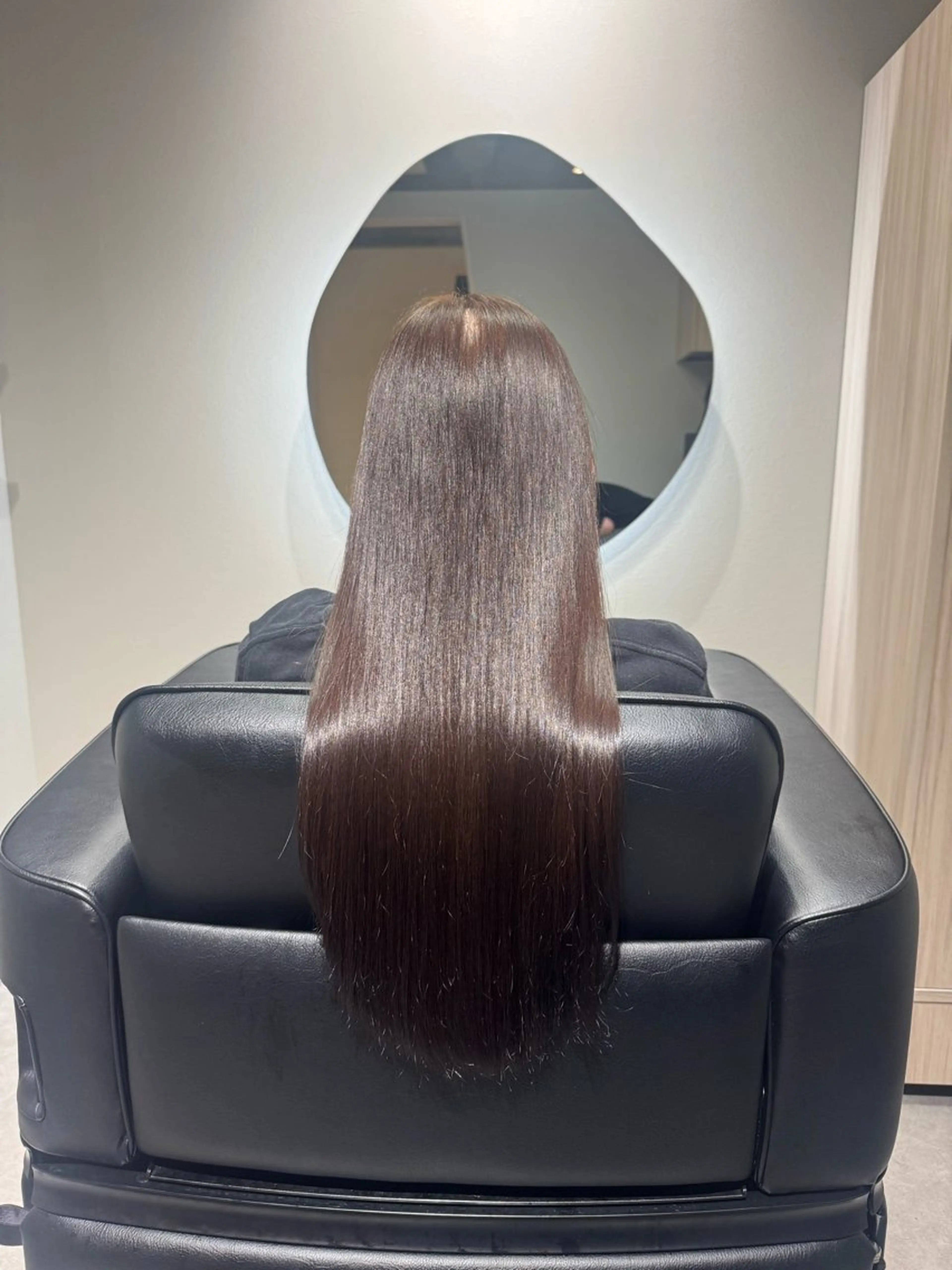 ロング カット ヘアカラー トリートメント NAVY 橋本心 縮毛矯正のヘアスタイル