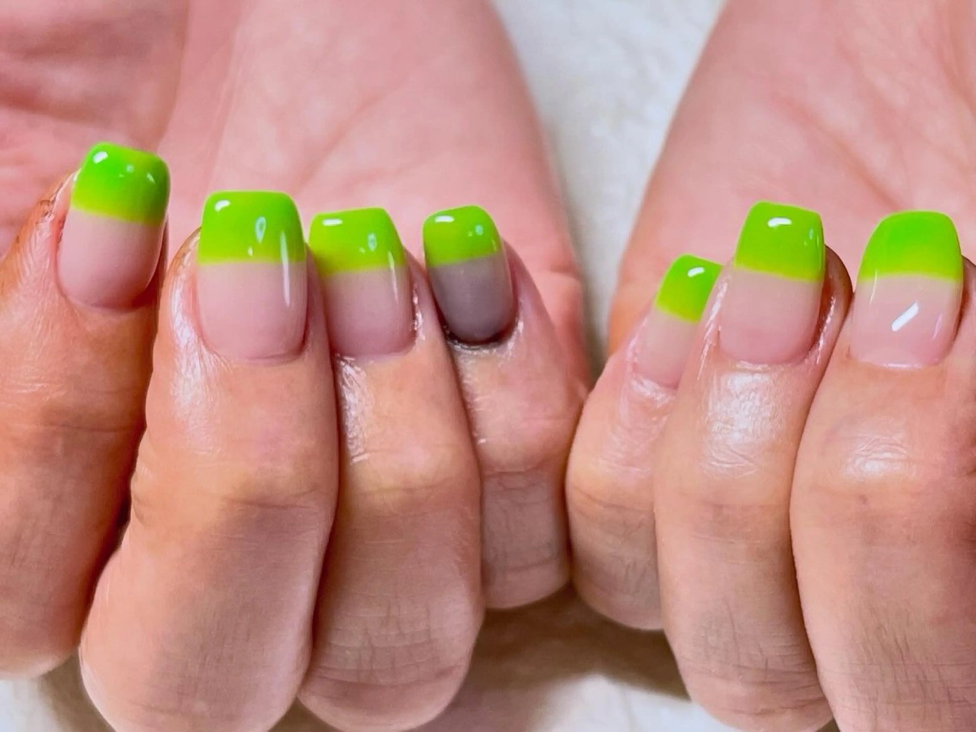 ネイル グリーン ハンドネイル まり りぃ〜んのネイルデザイン