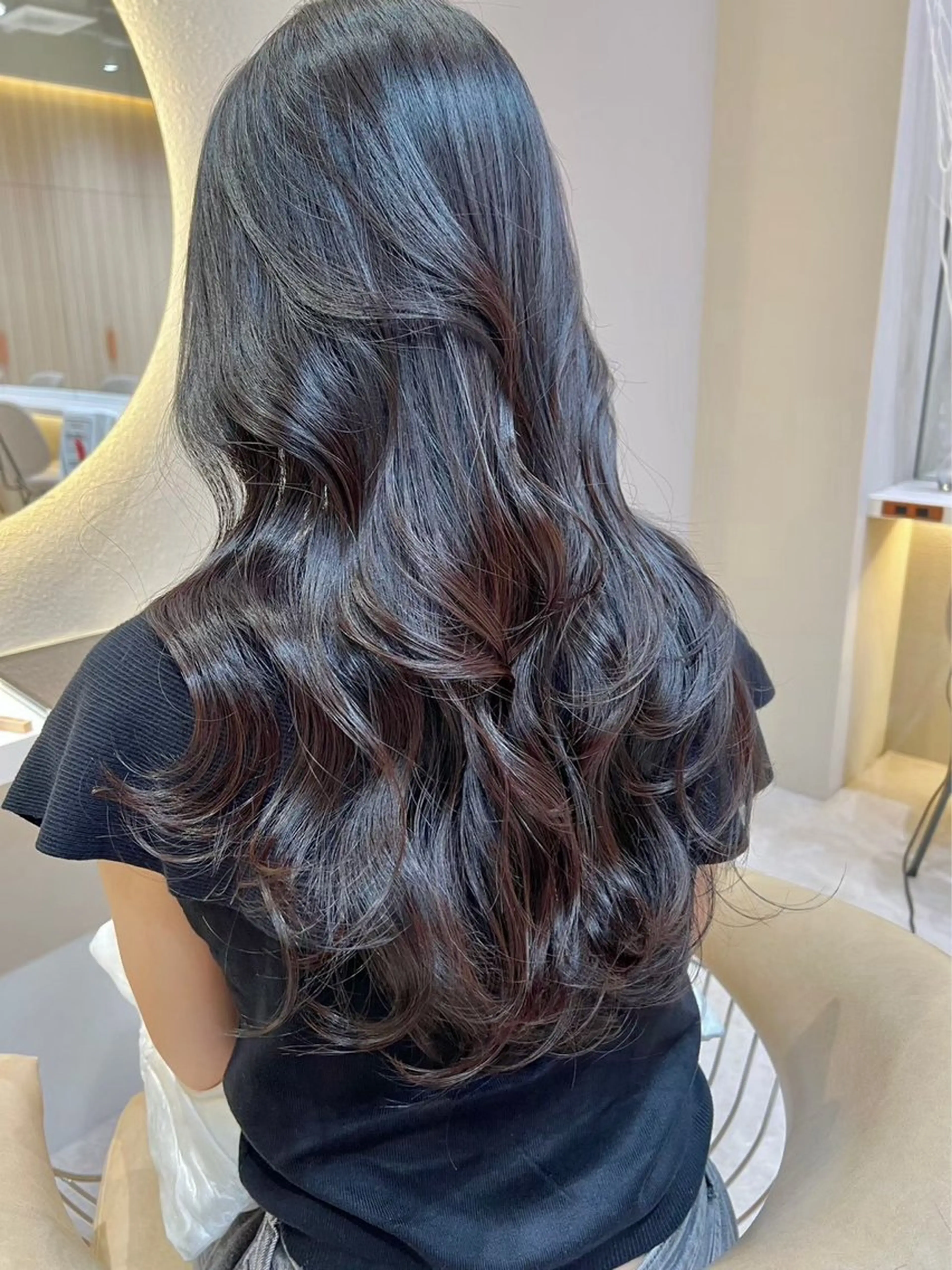 ロング ❤️ブリーチなし💚 ダブルカラー平野実花のヘアスタイル