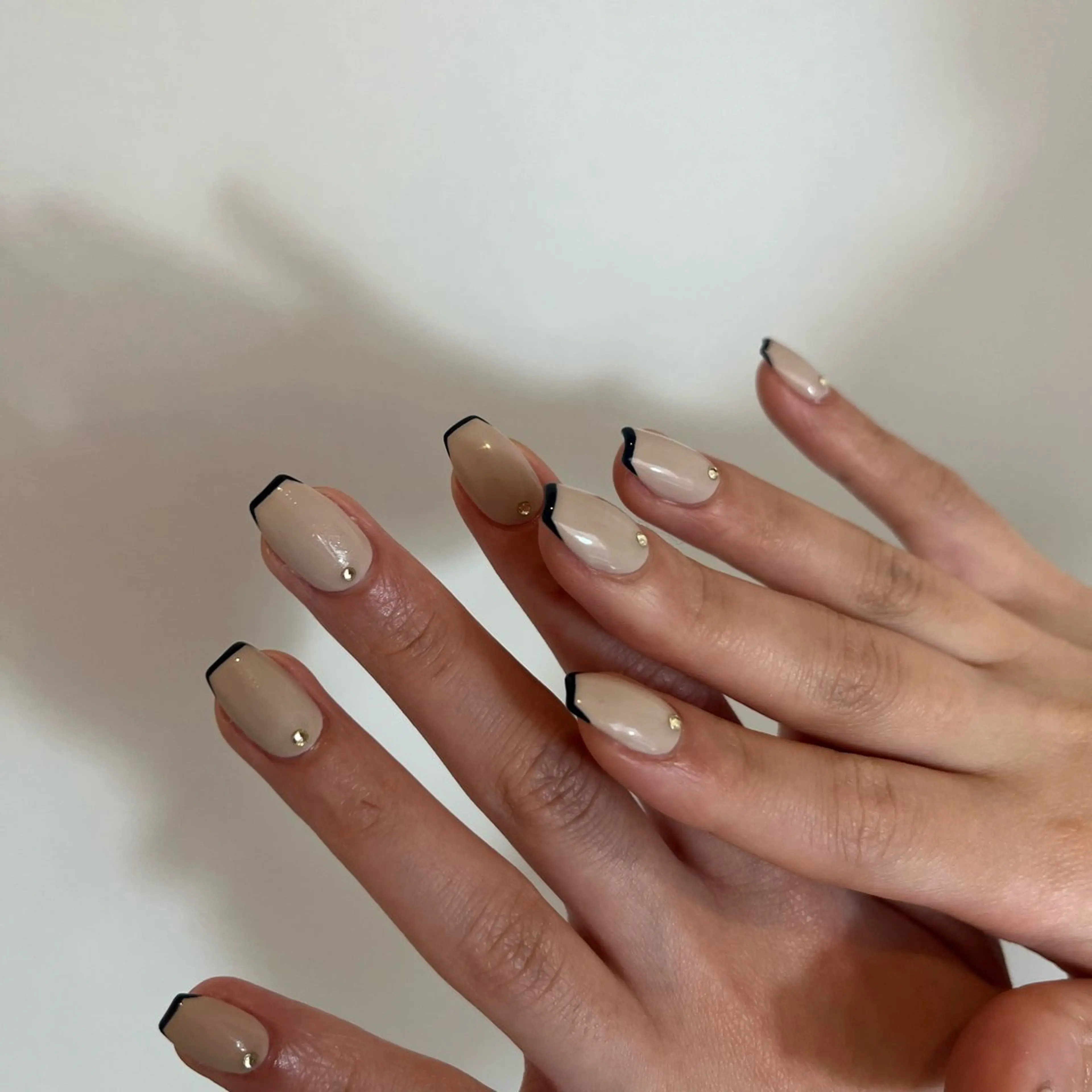 ネイル フレンチネイル ハンドネイル people所属・luster shihoのネイルデザイン