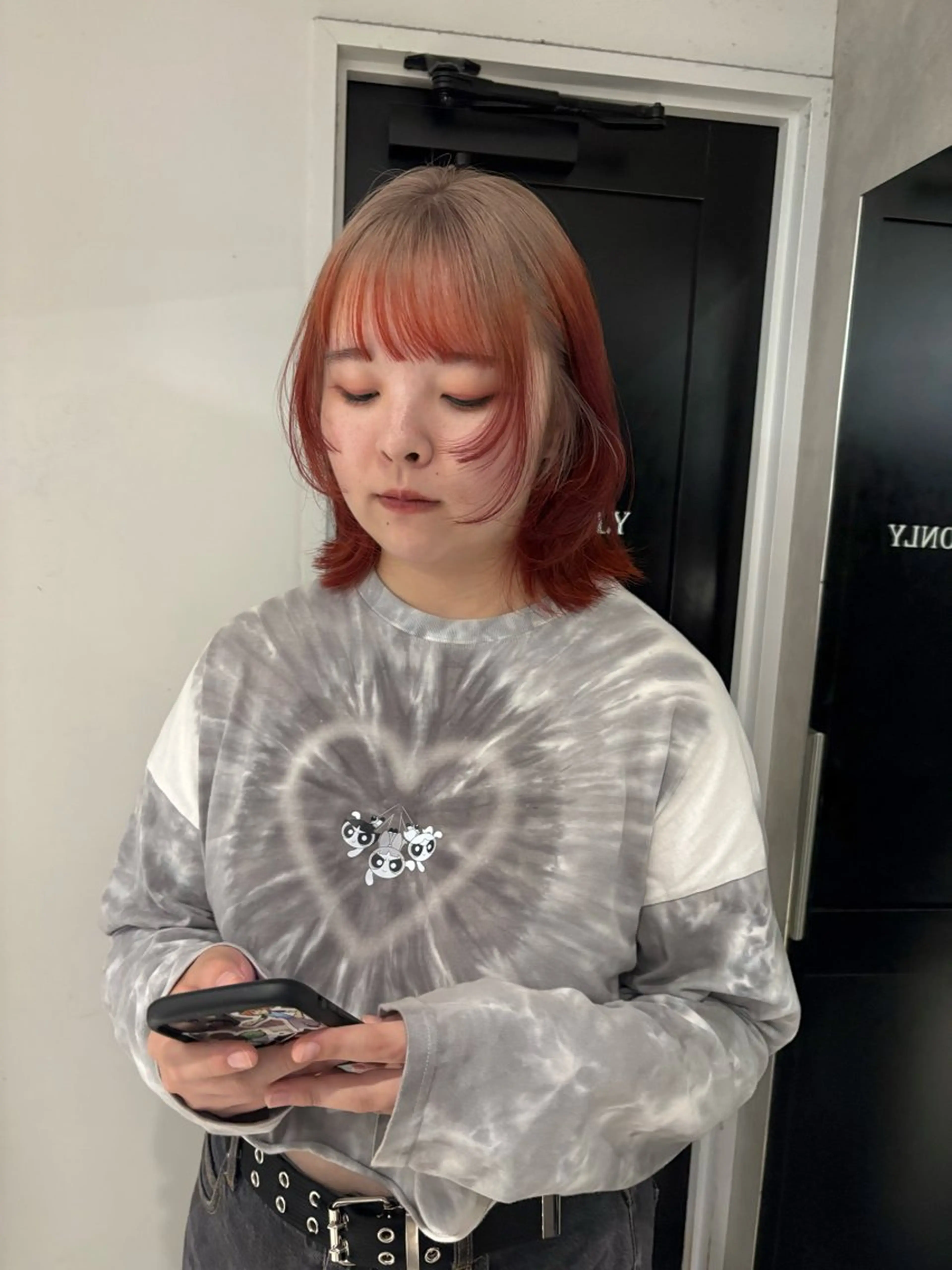 セミロング カラー ヘアカラー トリートメント yurika☁️ 似合わせ｜レイヤーのヘアスタイル