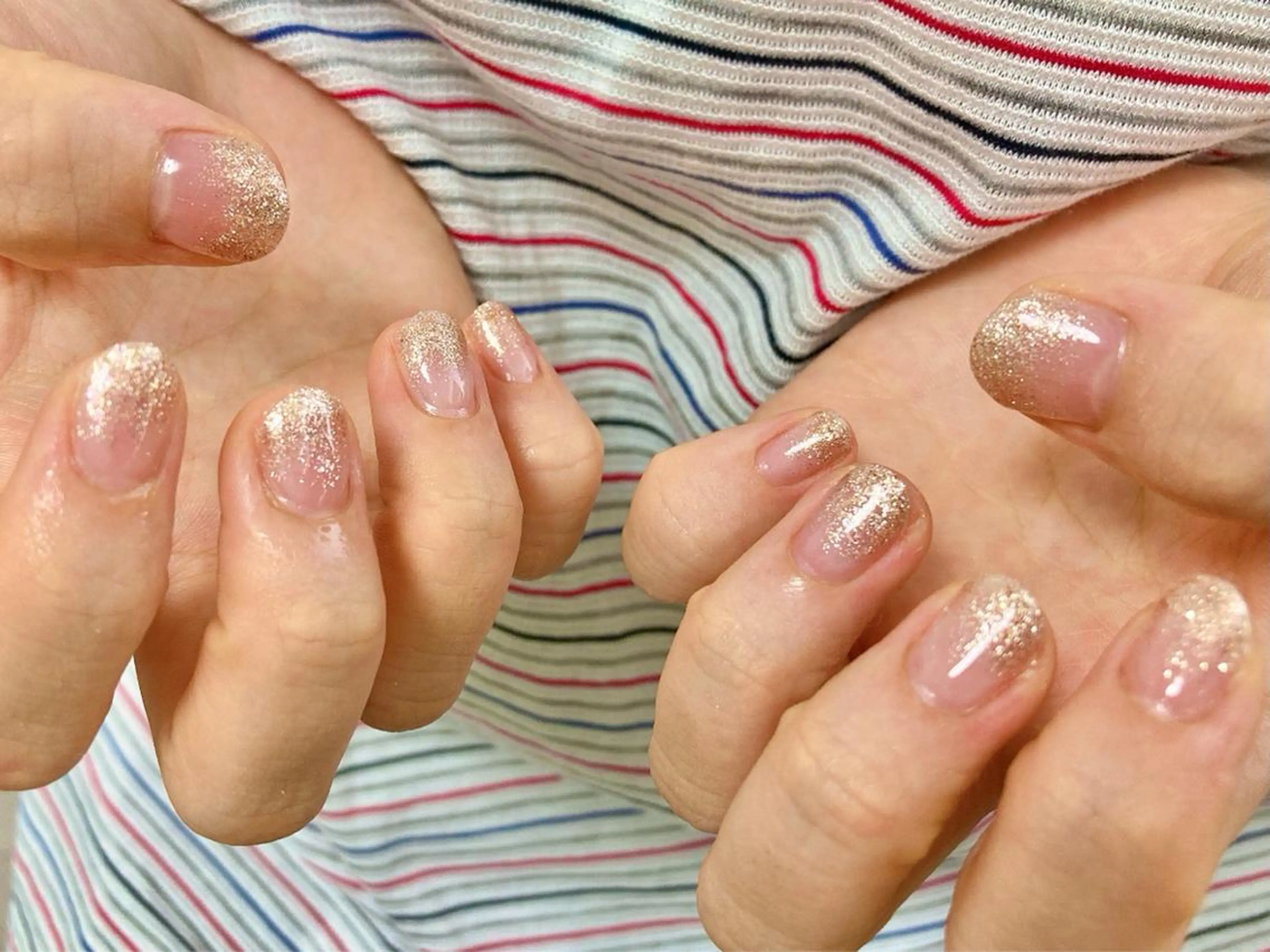 ネイル グラデーション ラメ(グリッター) ラメグラデーション Mogu nail 二子玉川のネイルデザイン