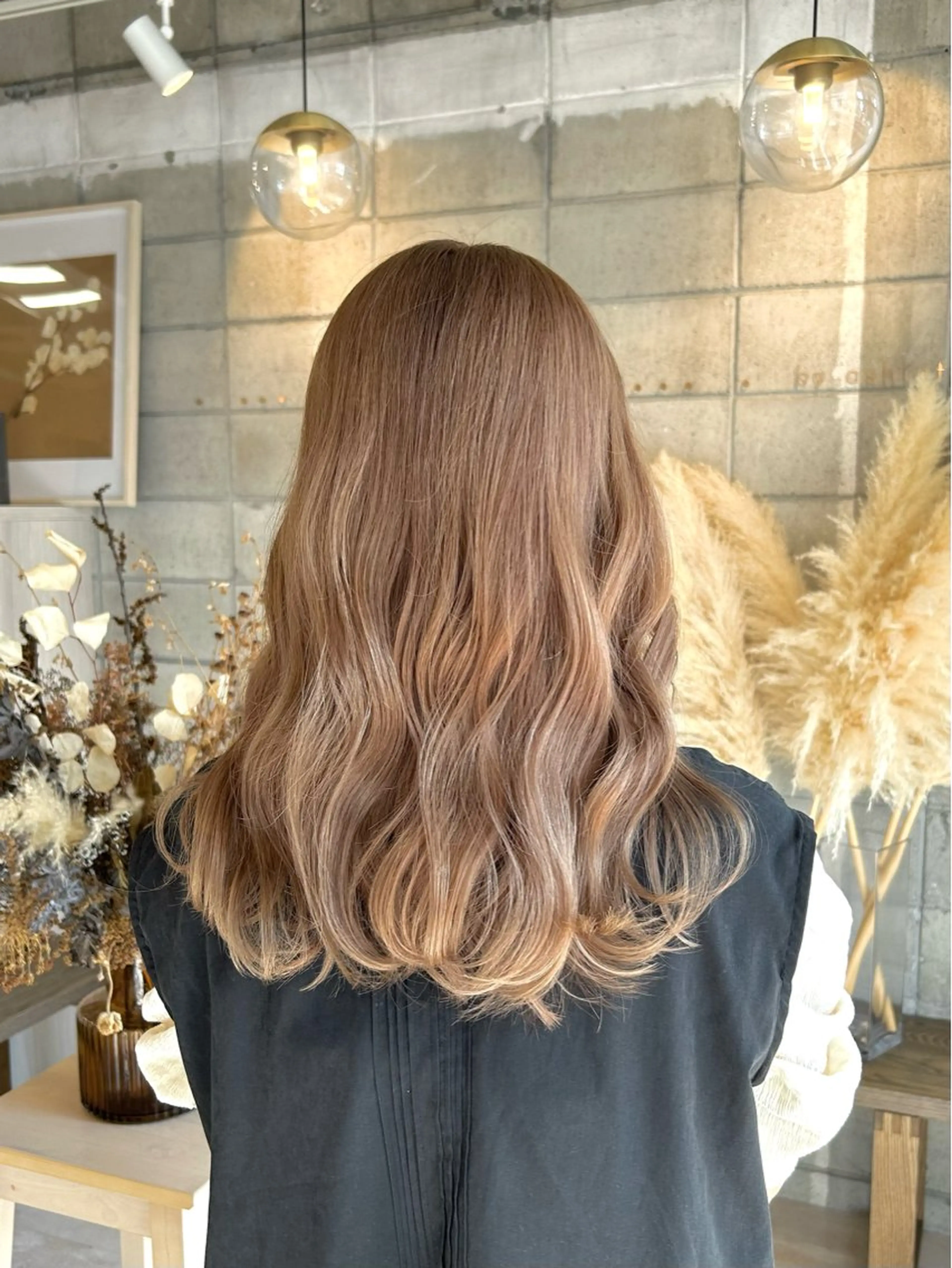 《平日限定》ケアブリーチカラー＋『スペシャル補修』髪質改善トリートメントの写真