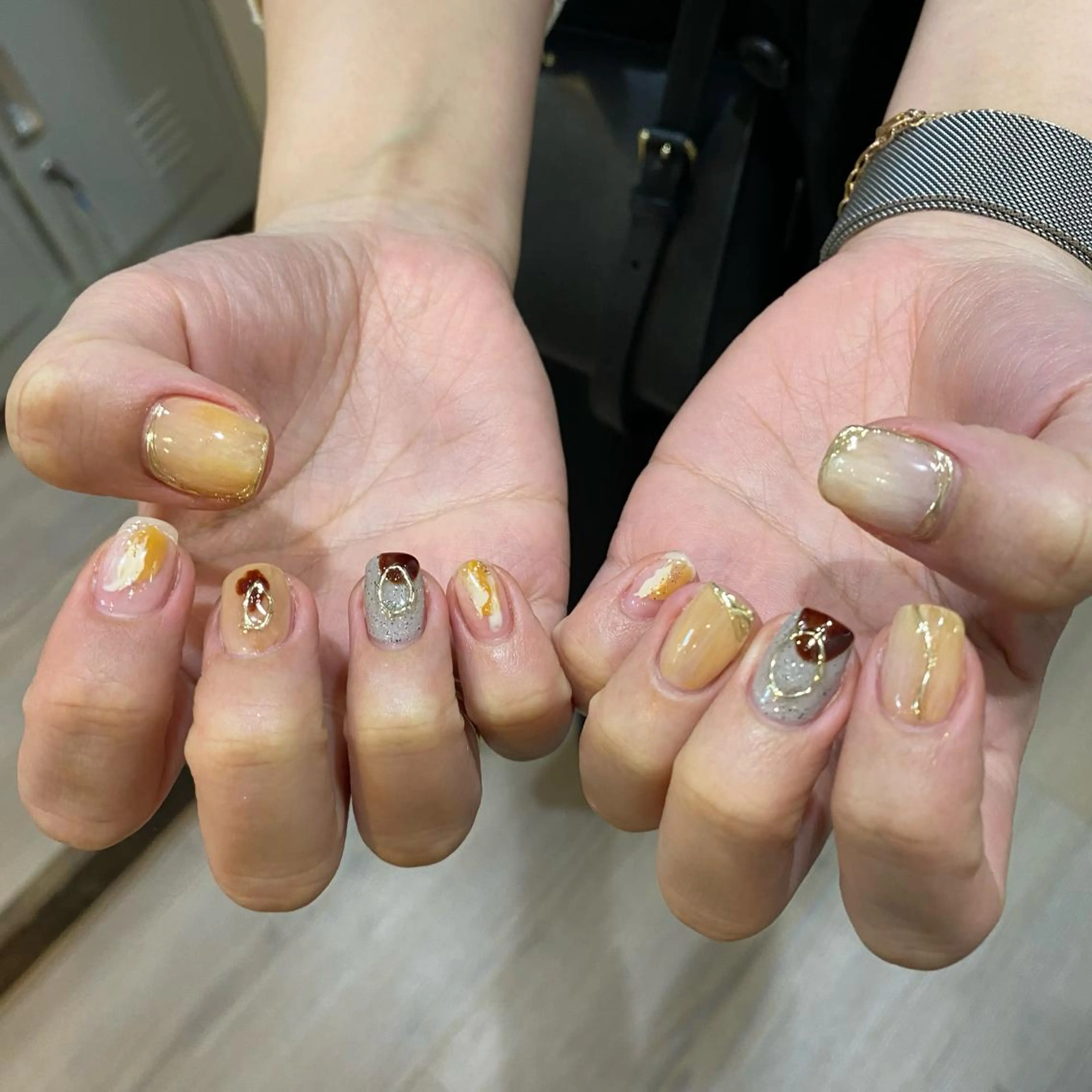 ショート カラー パーマ ヘアアレンジ メンズ キッズ ネイル マツエク・マツパ アイブロウ 持ち込み ハンドネイル ハンドケア 今福鶴見ネイル 8(ｴｲﾄ)のネイルデザイン