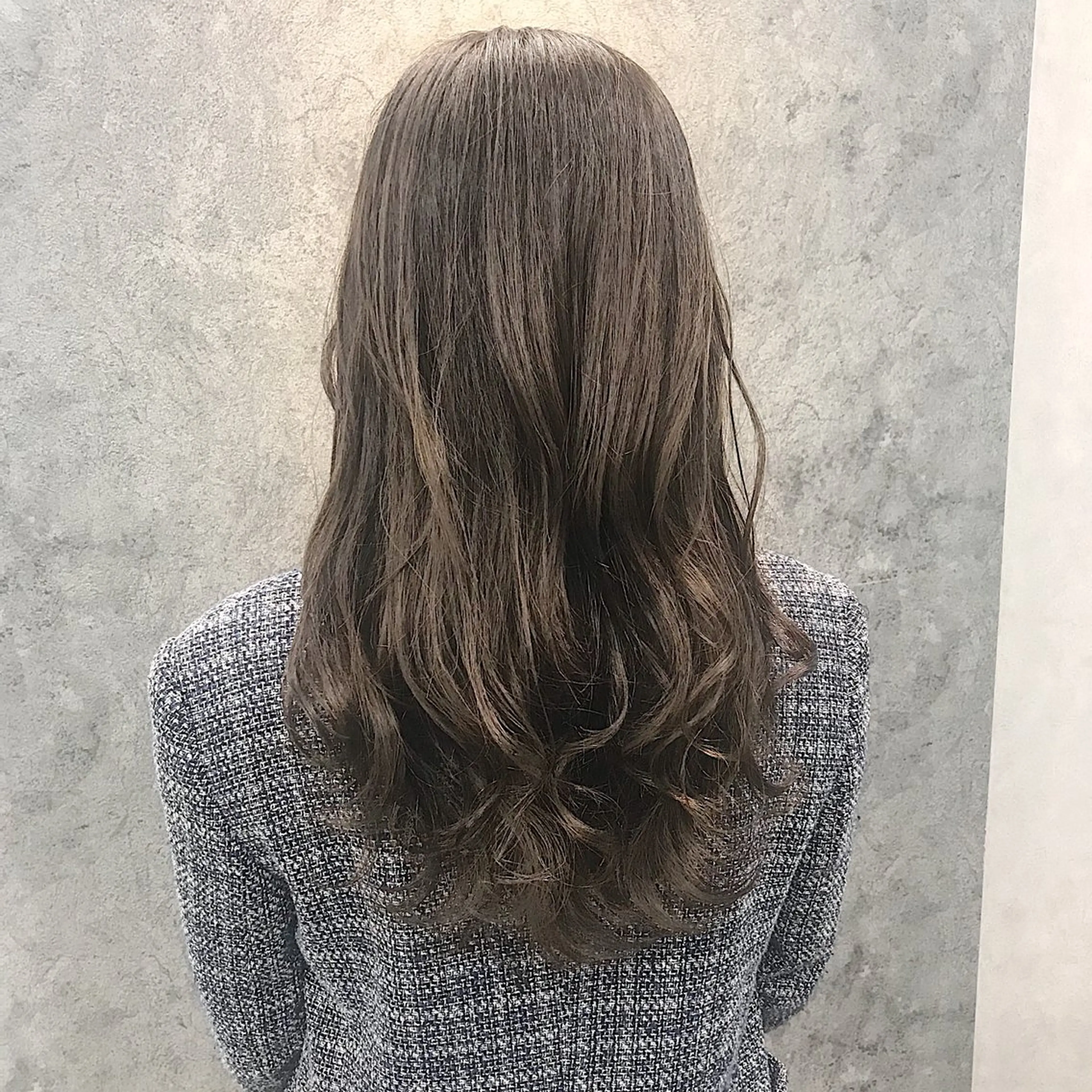 セミロング 韓国風ヘア レイヤーカット カット ヘアカラー トリートメント 所渉/韓国レイヤー /ウルフカットのヘアスタイル