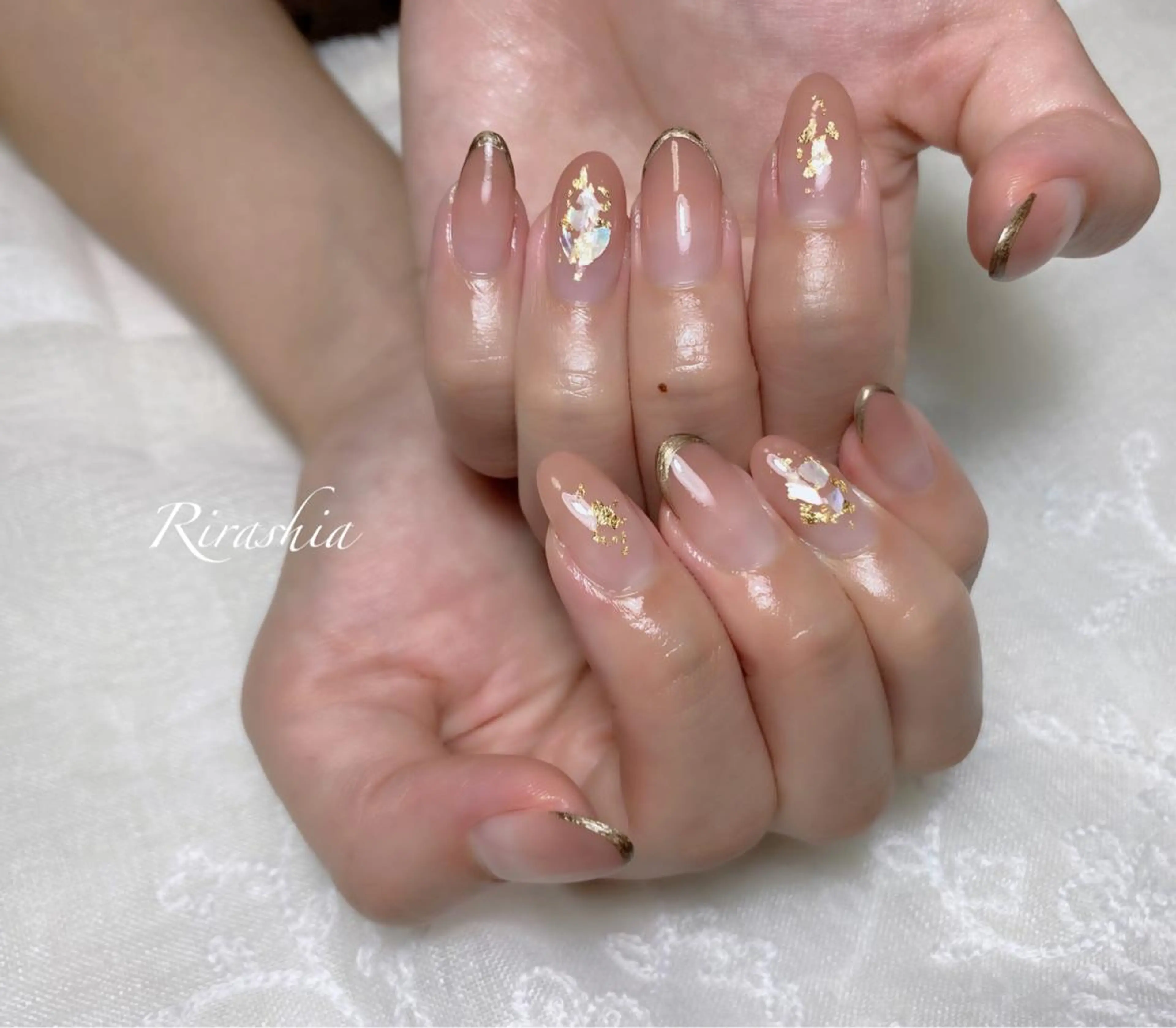 ネイル ラメ(グリッター) ミラーネイル 持ち込み ハンドネイル ハンドケア うる艶/透明感 Rirashaのネイルデザイン