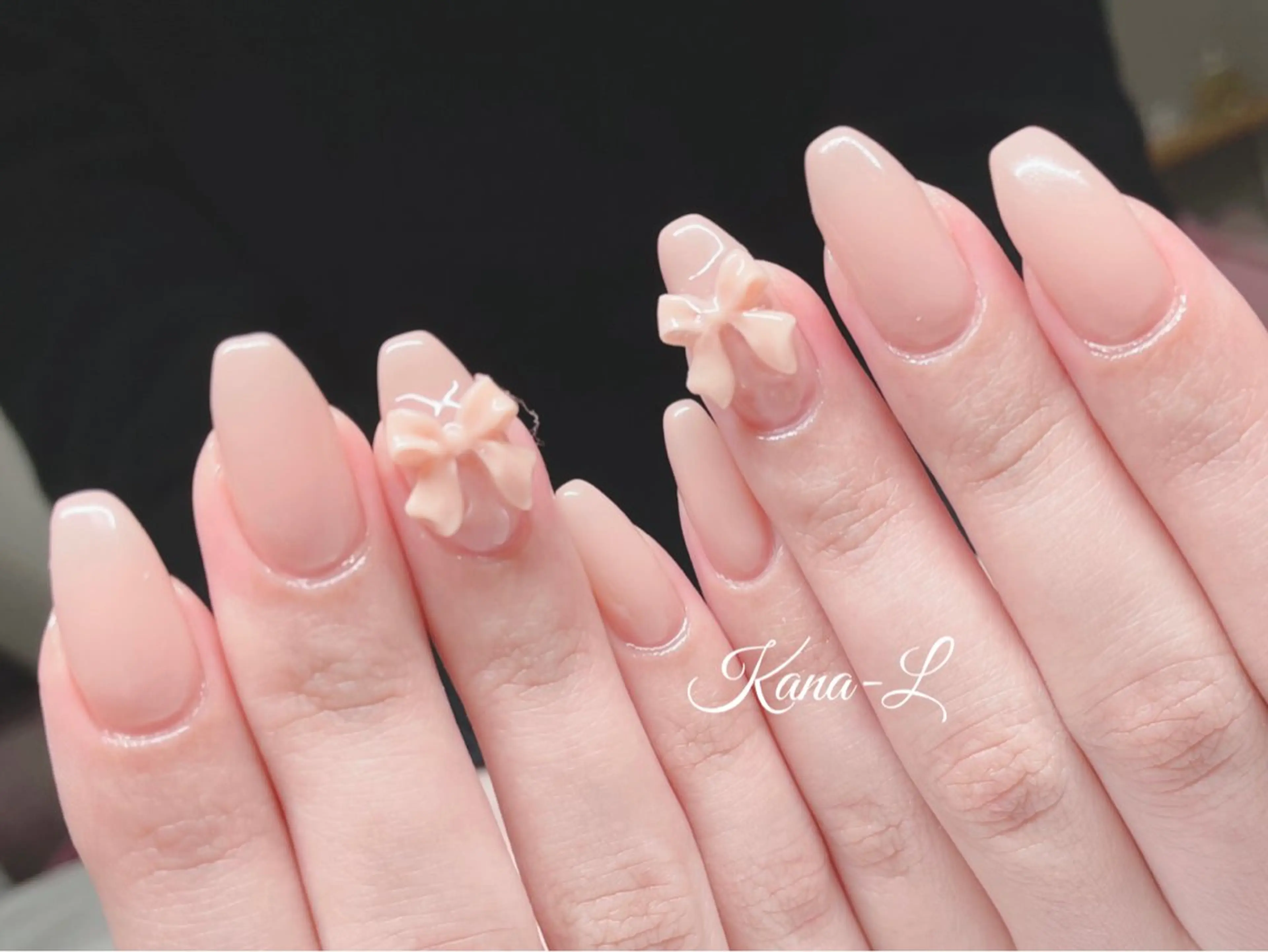 ネイル ジェルネイル 韓国ネイル パラジェル リボン ワンホンネイル 芦辺 香奈のネイルデザイン