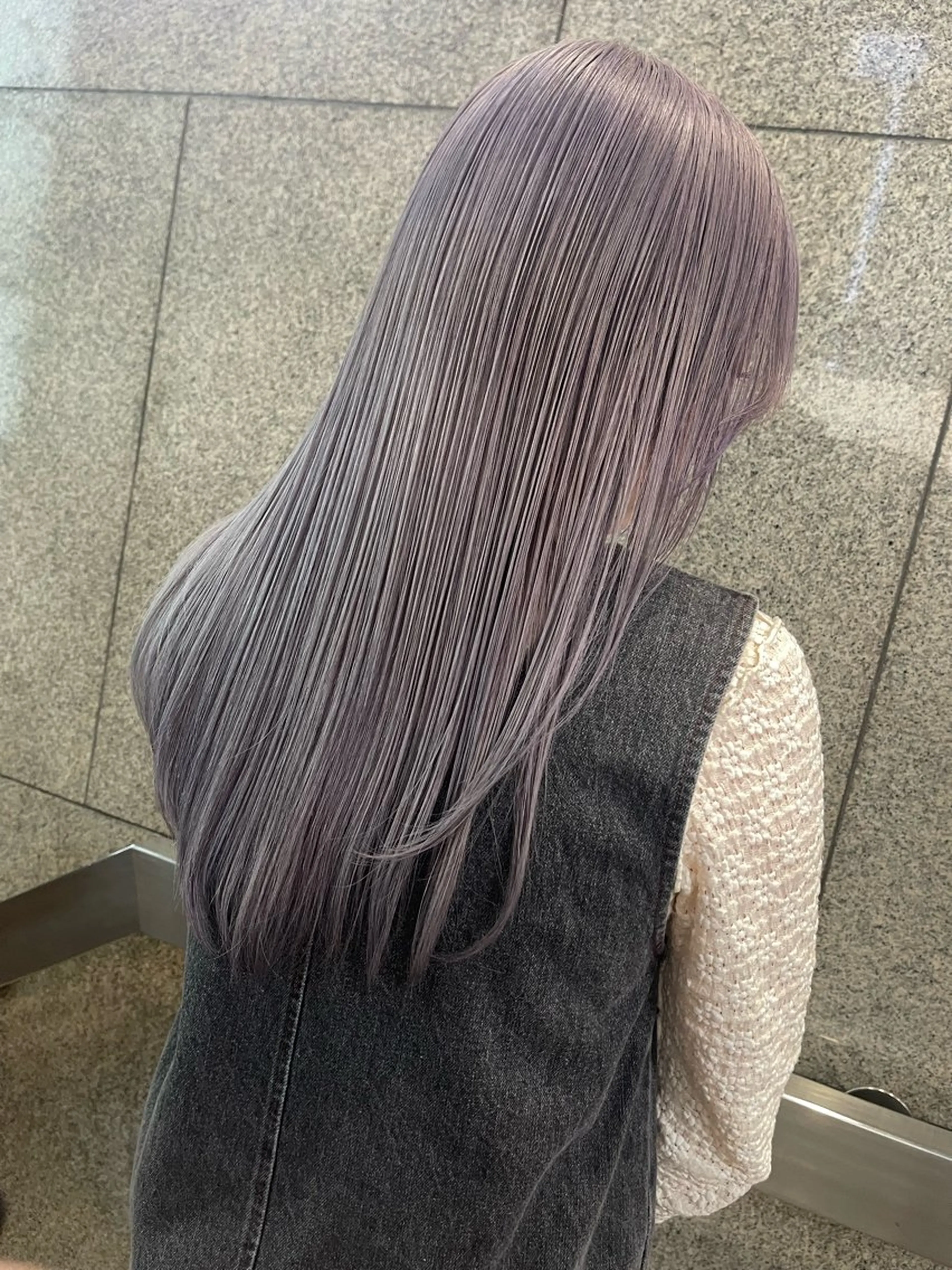 ロング GATE.所属・シマヅ タイジのヘアスタイル