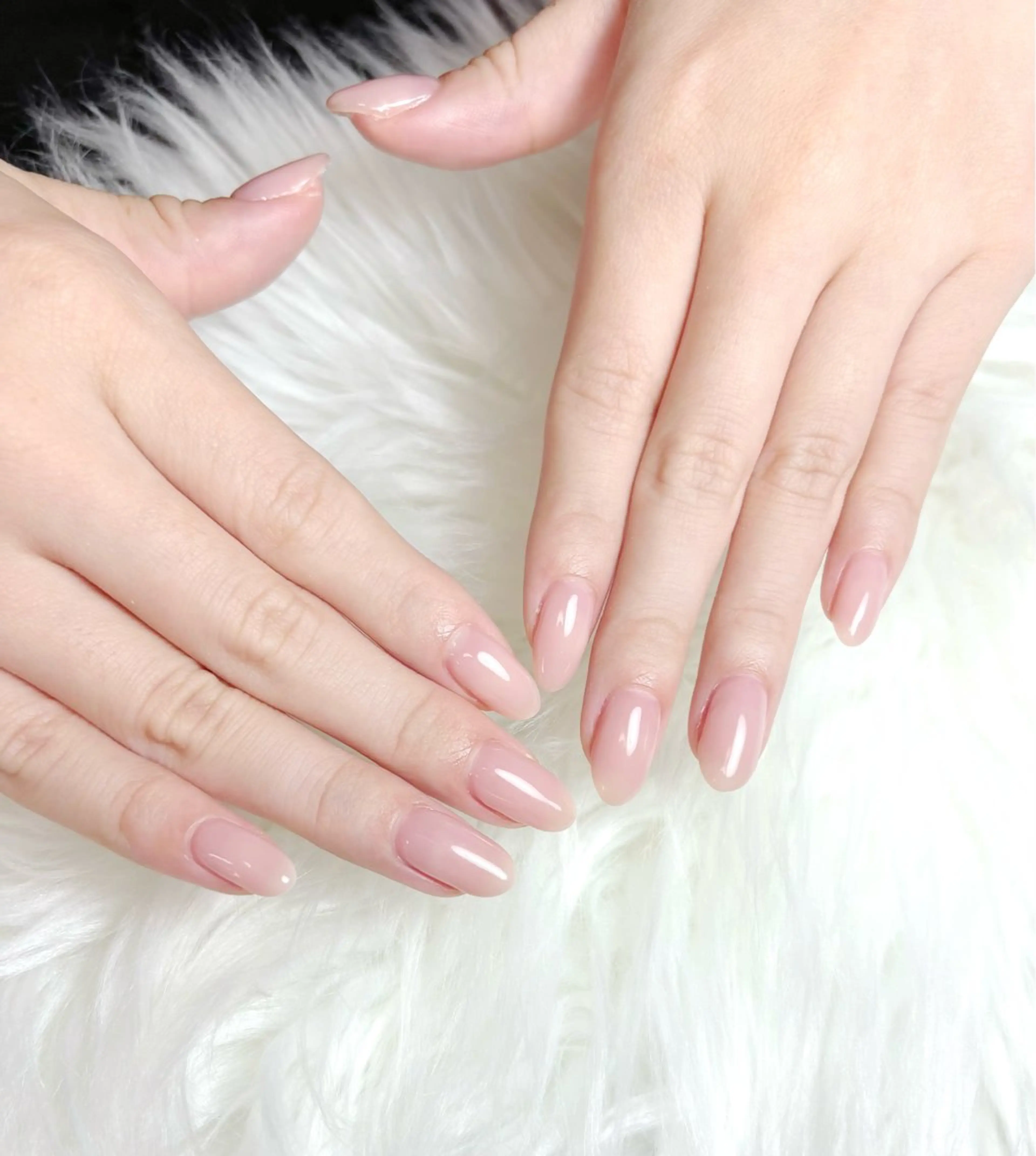 ネイル ハンドネイル 𝐌𝐈𝐎 @練習生のネイルデザイン