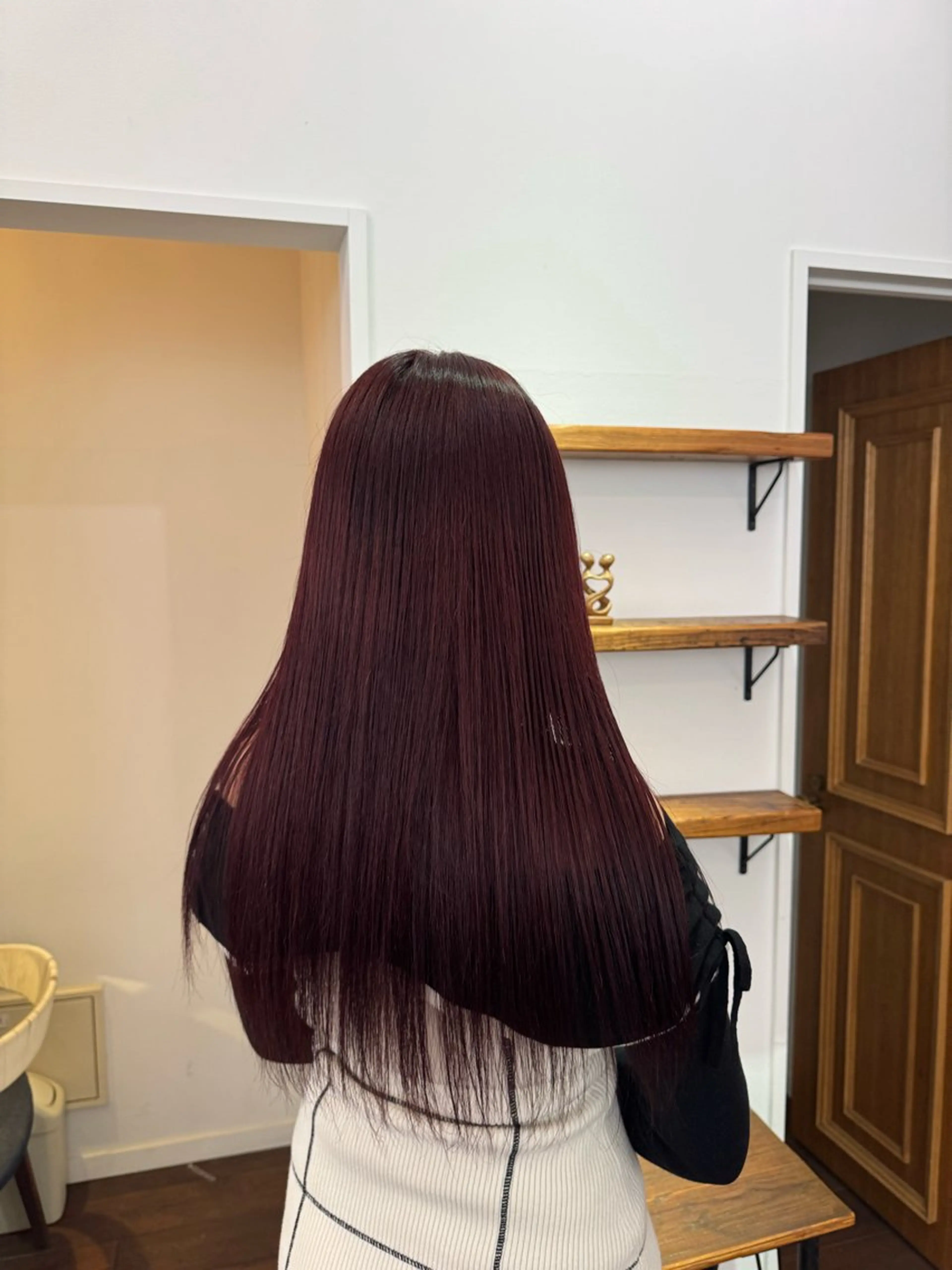 ロング カラー ブリーチ ブリーチなしカラー レッドカラー kalm所属・横浜/センターパート /takumiのヘアスタイル