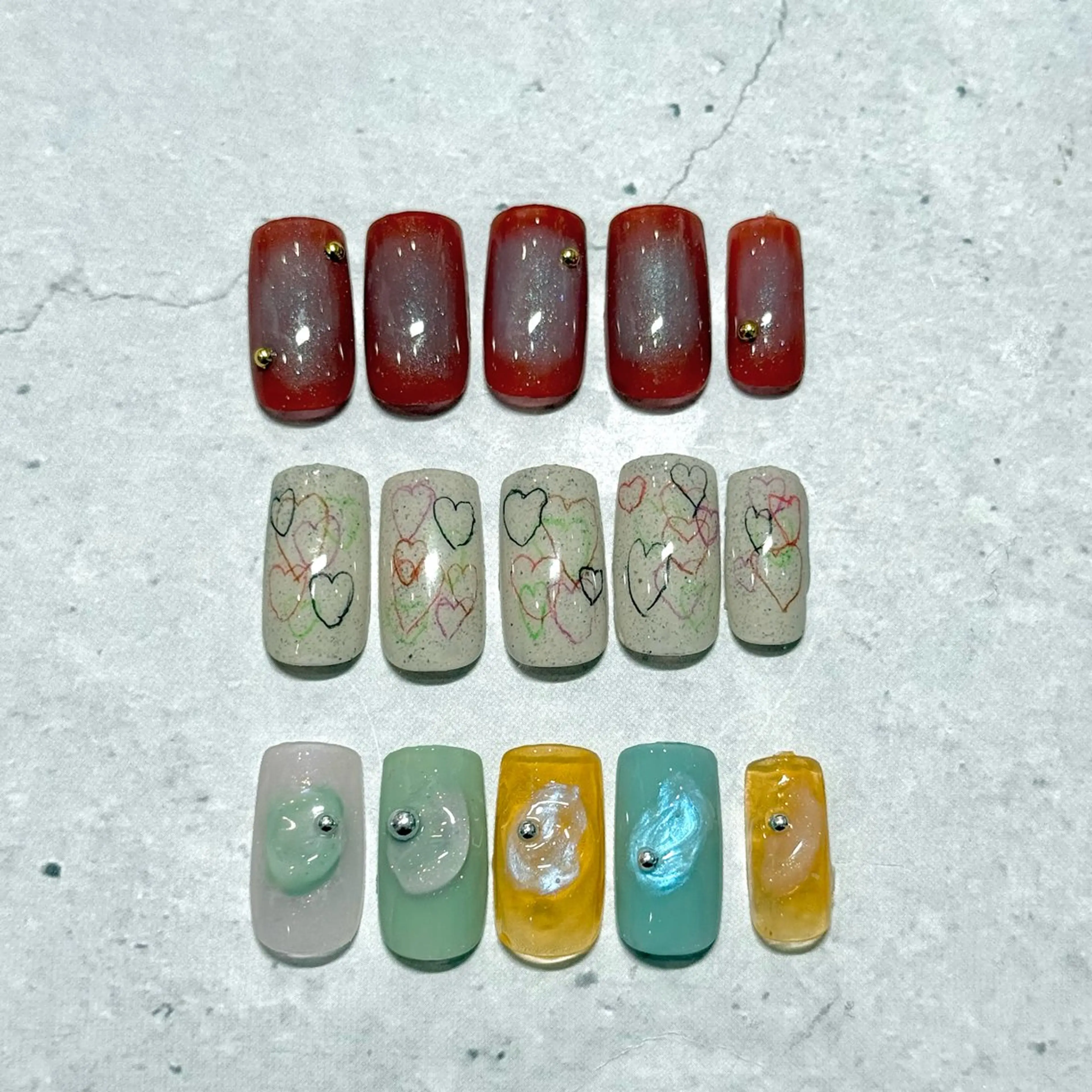 ネイル ハンドネイル chika .のネイルデザイン