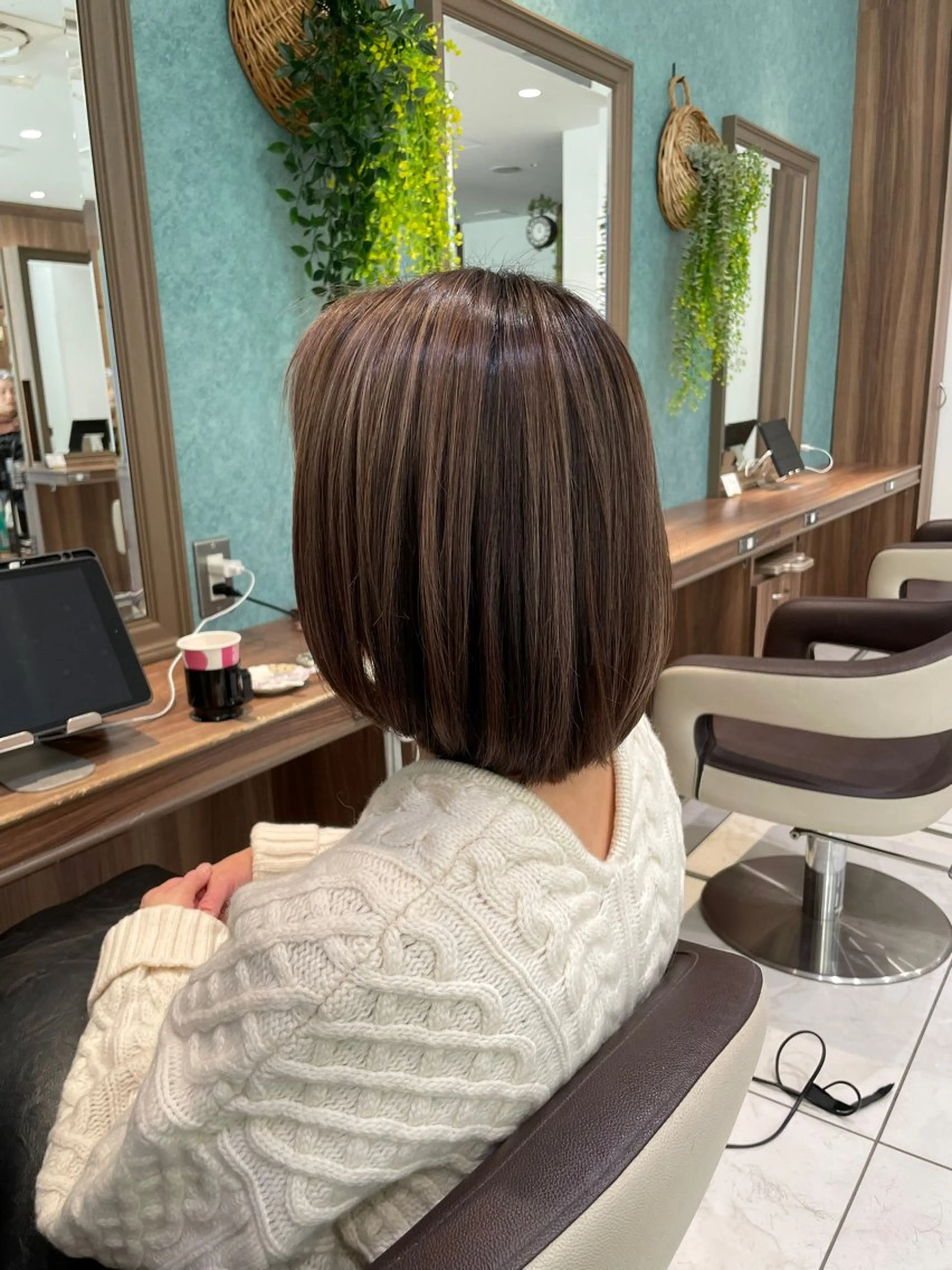 ショート カラー バレイヤージュ ハイライトカラー ハイライト レイヤーカット ヘアカラー 🇰🇷韓国ヘア★ 副店長.쿠리타⭐︎のヘアスタイル