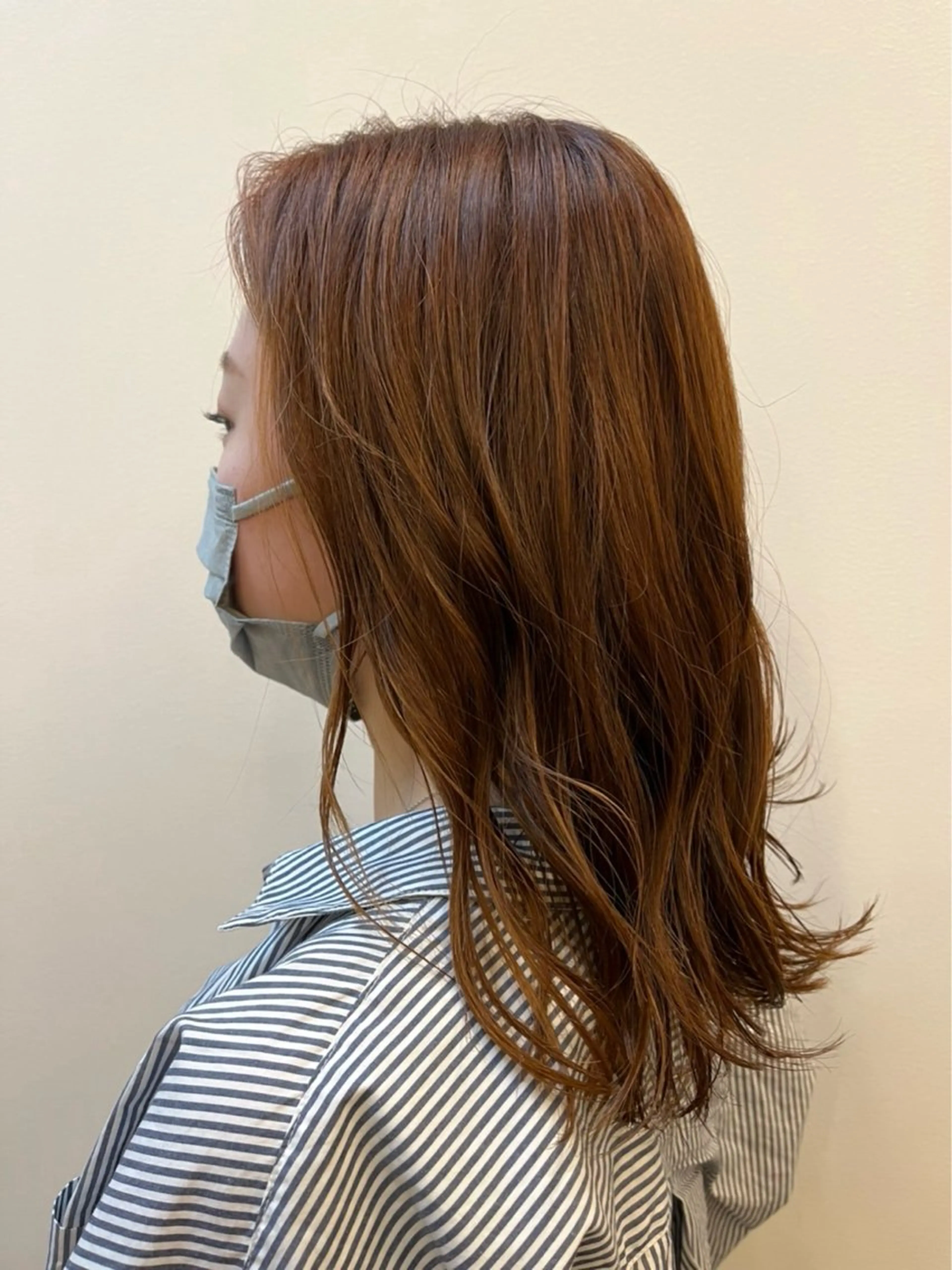 ロング カラー ブラウンカラー オレンジ オレンジブラウン 浅利 陽菜のヘアスタイル