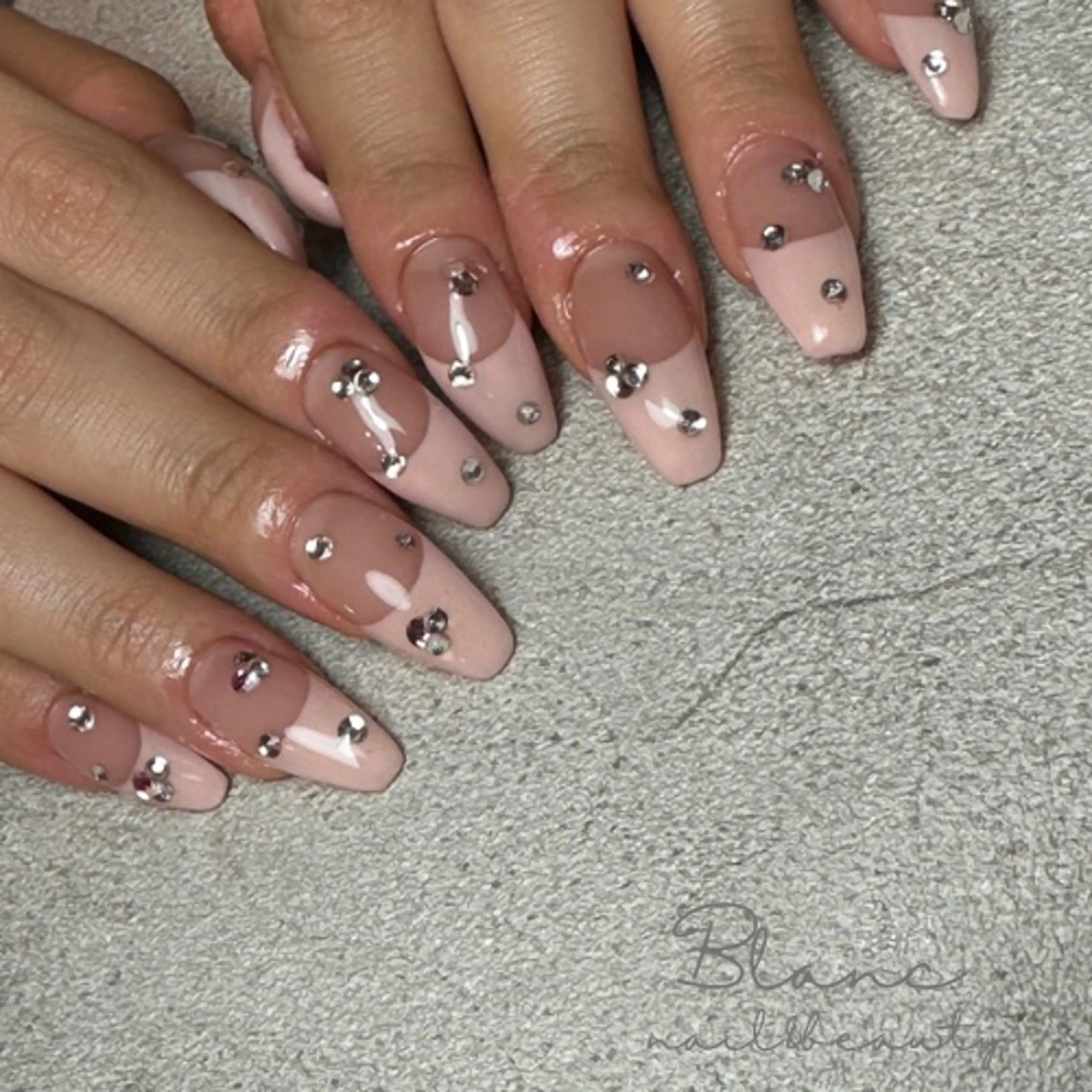 ネイル Blanc ブランのネイルデザイン