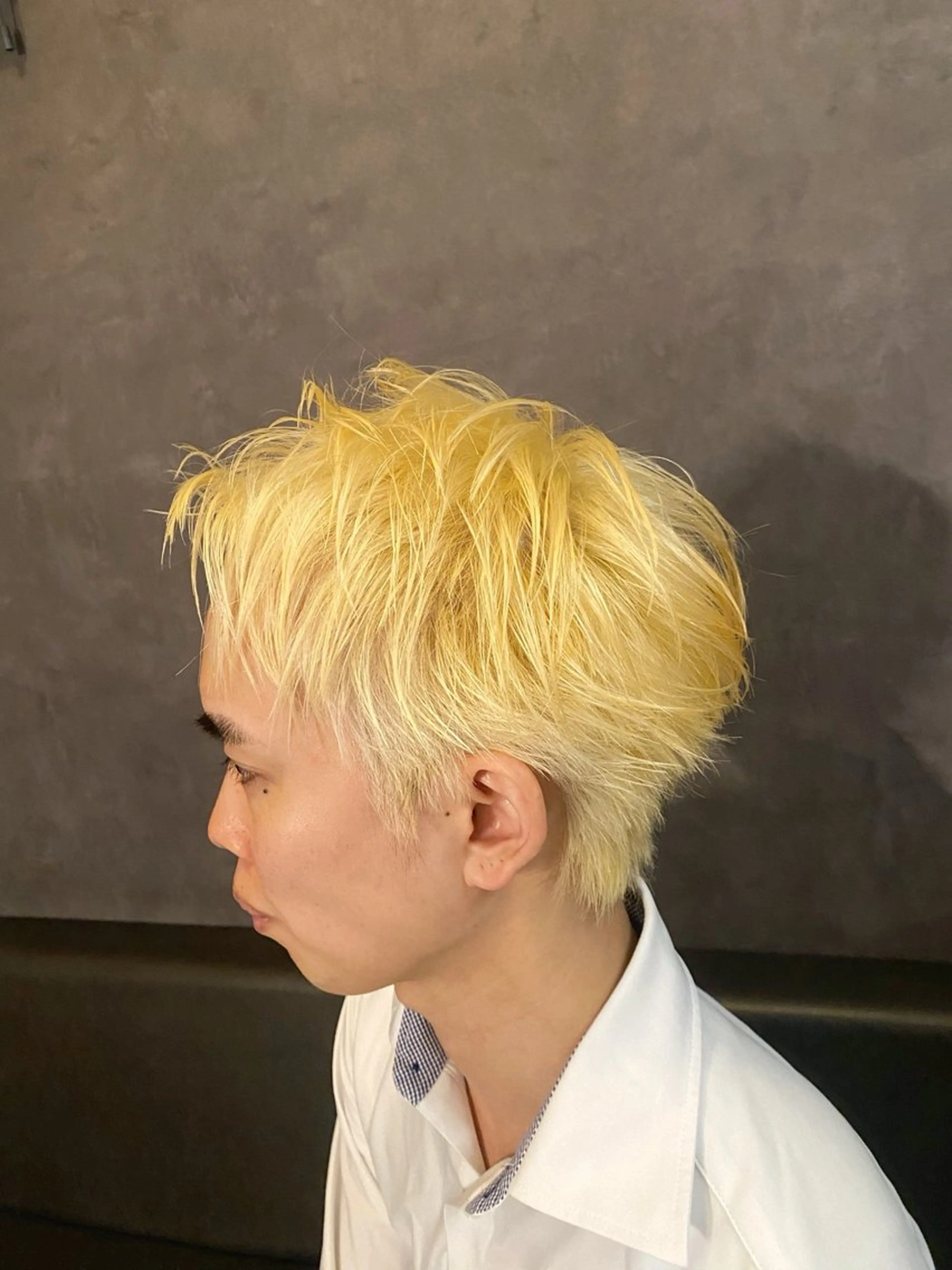 ショート カラー メンズ メンズブリーチ メンズハイトーン スパイキーショート ブリーチ ブロンド Osmann Men's Hair Salon御茶ノ水神保町店【オスマン　メンズ　ヘア　サロン】所属・【メンズカット】 富塚　瑠士のヘアスタイル