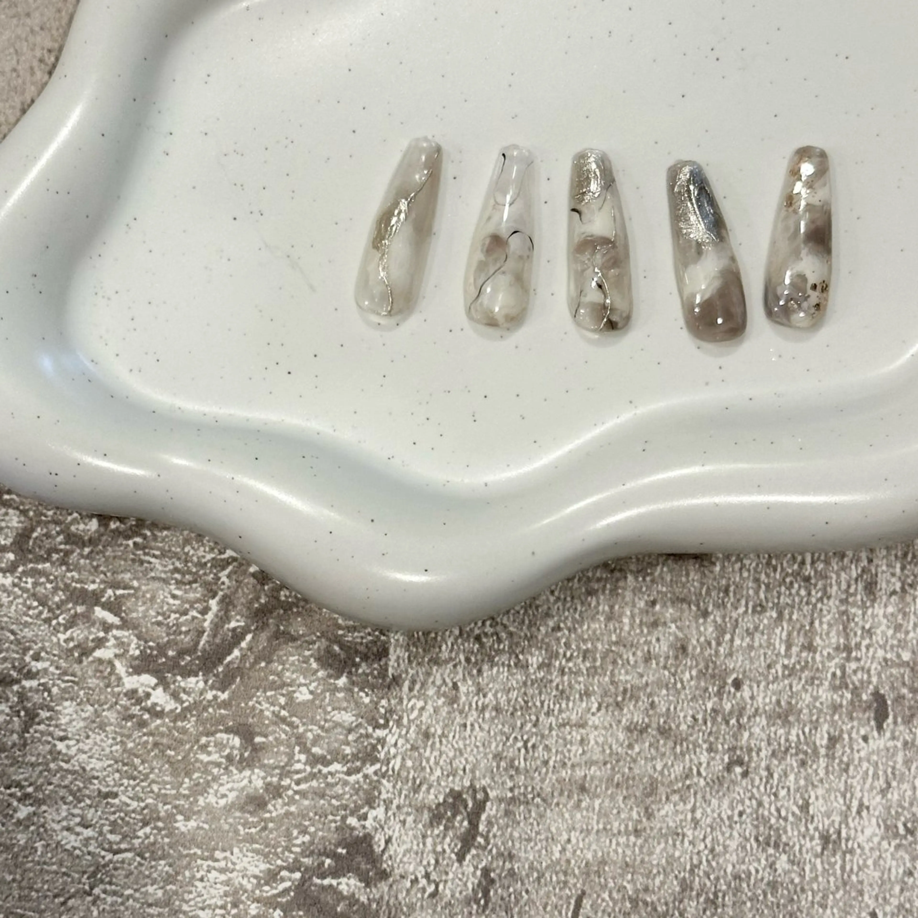 ネイル ニュアンスネイル atelier design Amiのネイルデザイン