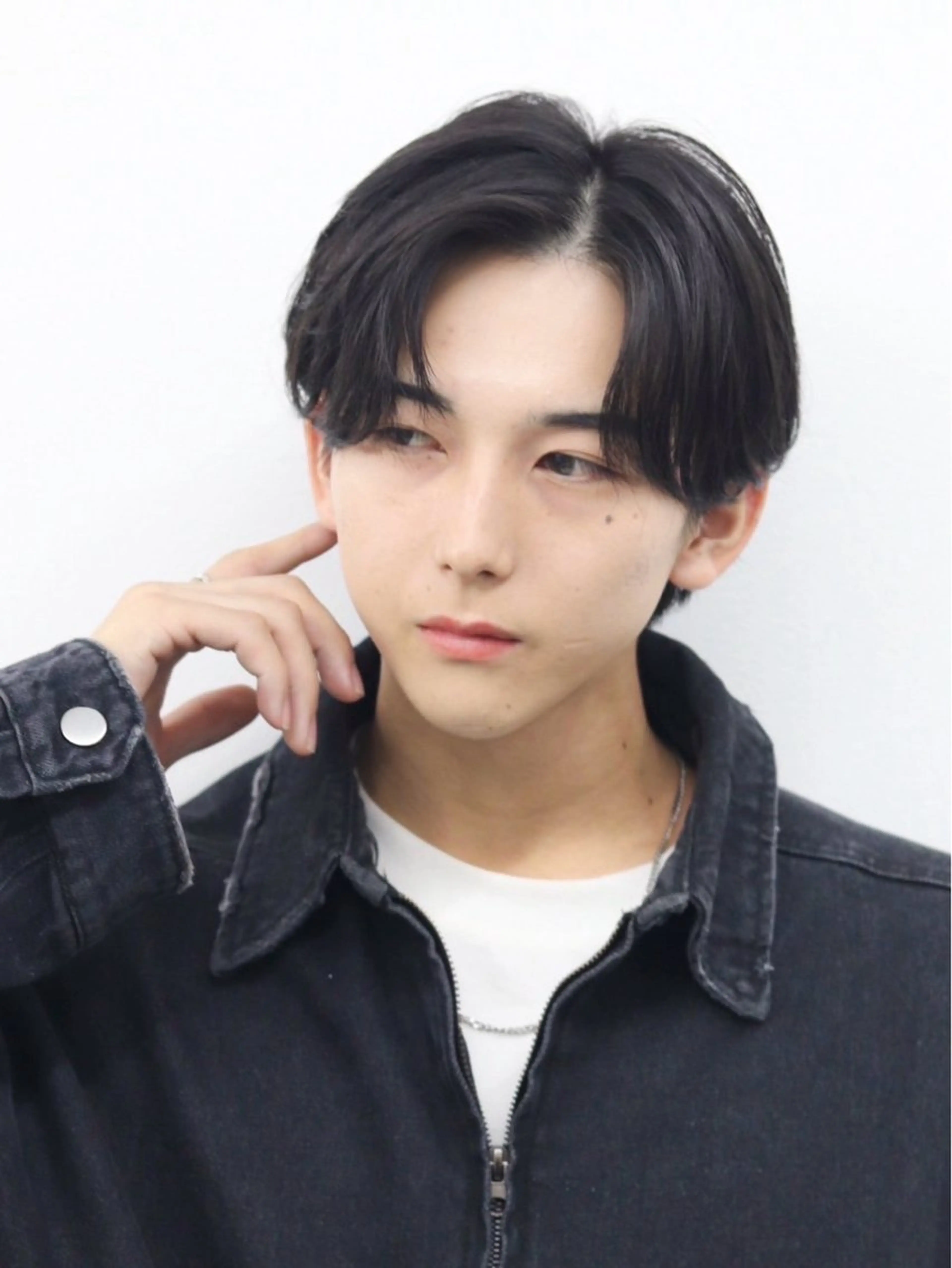 ミディアム カラー パーマ ヘアアレンジ メンズ メンズ韓国風 韓国風ヘア 似合わせカット メンズ特化❤️‍🔥 RIKU❤️‍🔥のヘアスタイル