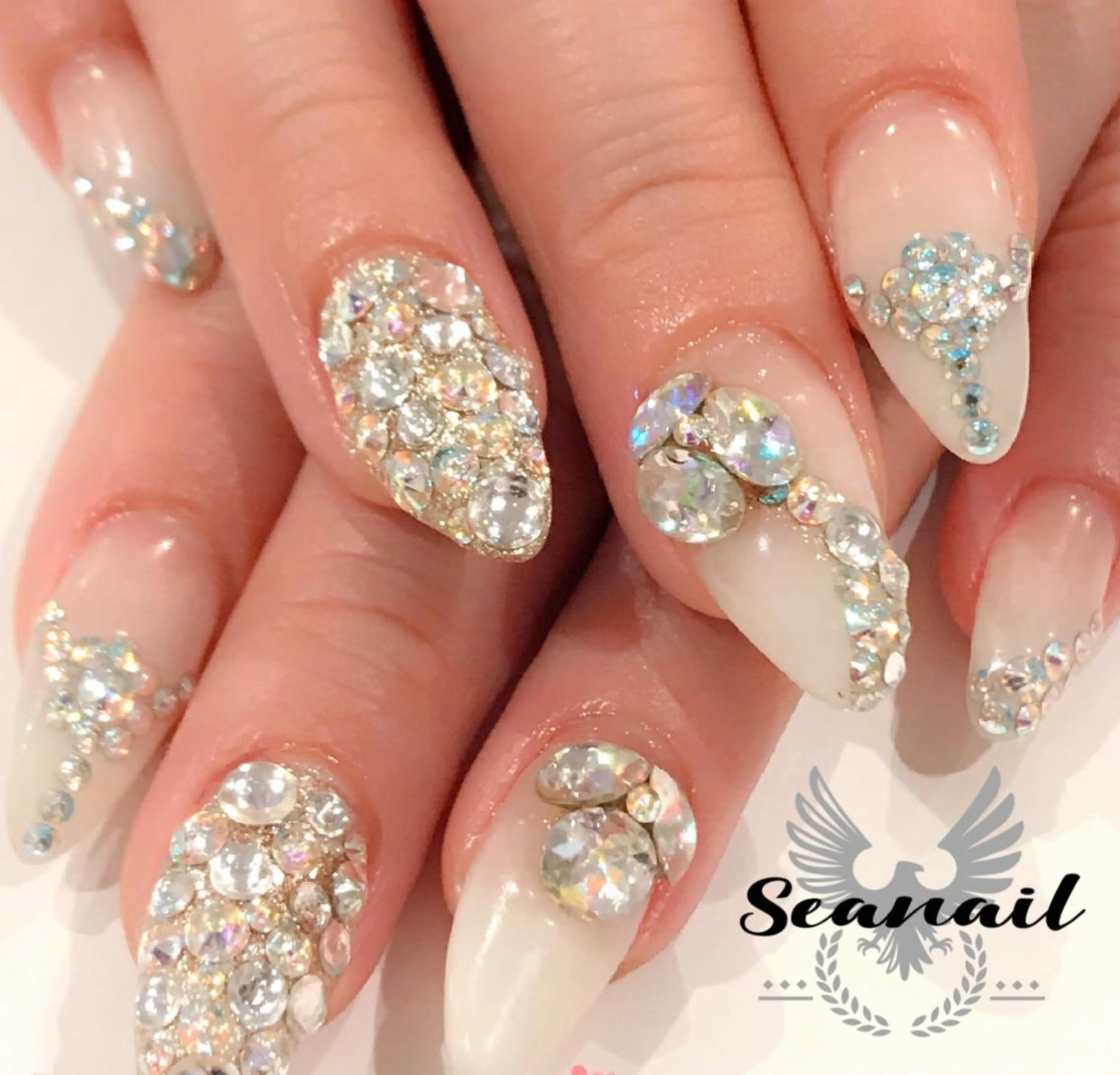 ネイル 小尾 栞のネイルデザイン