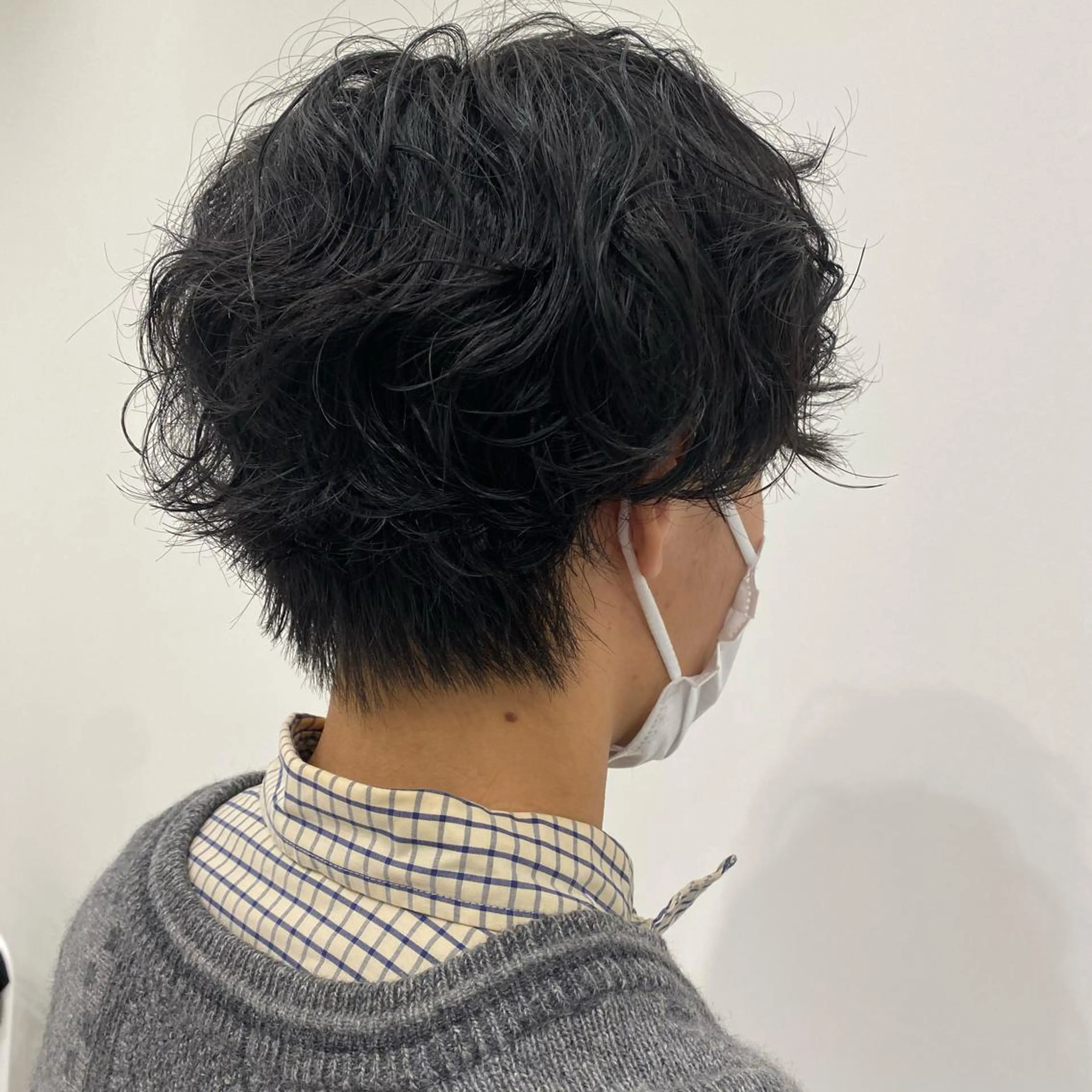 ショート パーマ メンズ 肥後 有紗のヘアスタイル