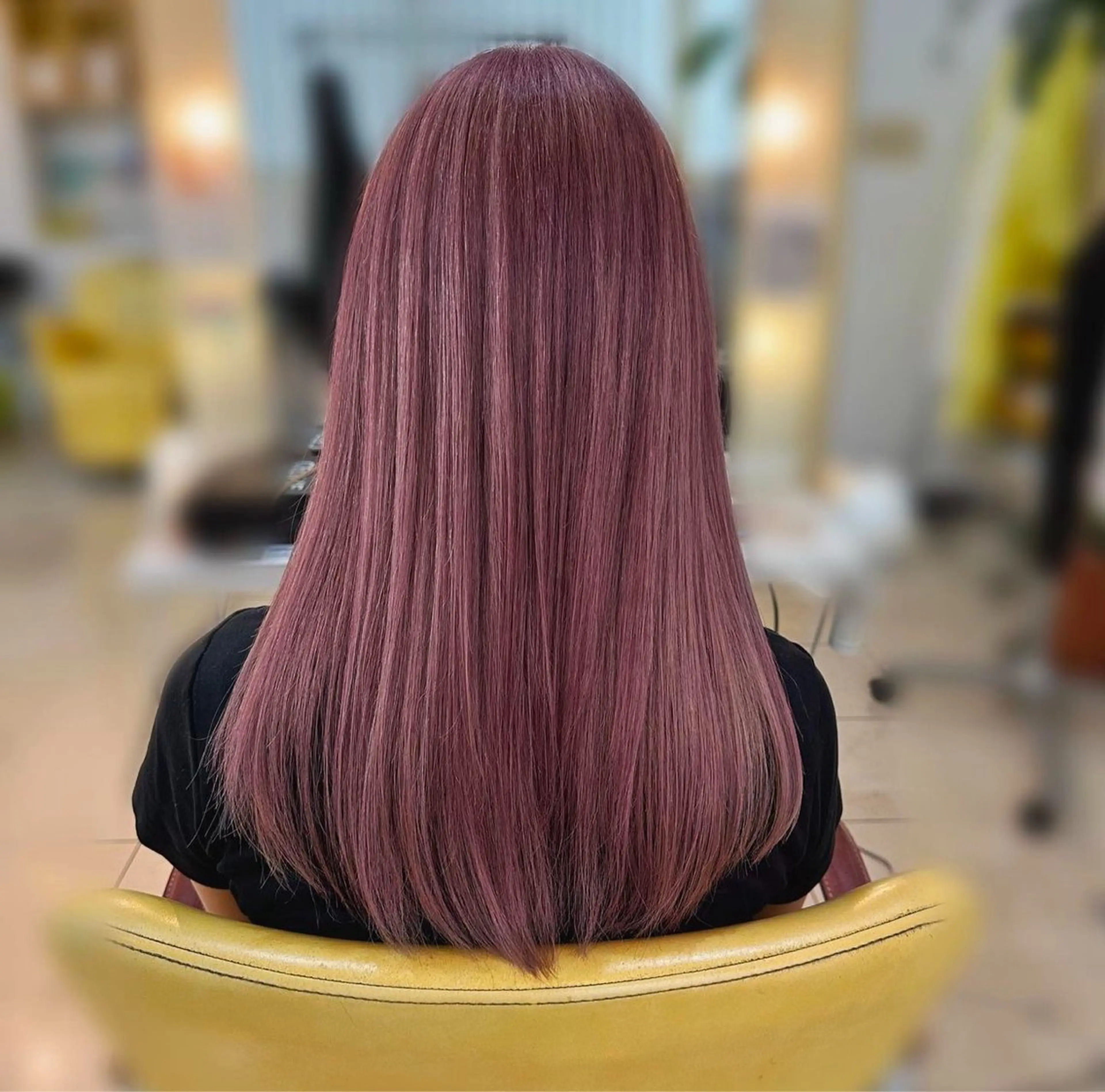 ロング カラー 友田 まりあのヘアスタイル