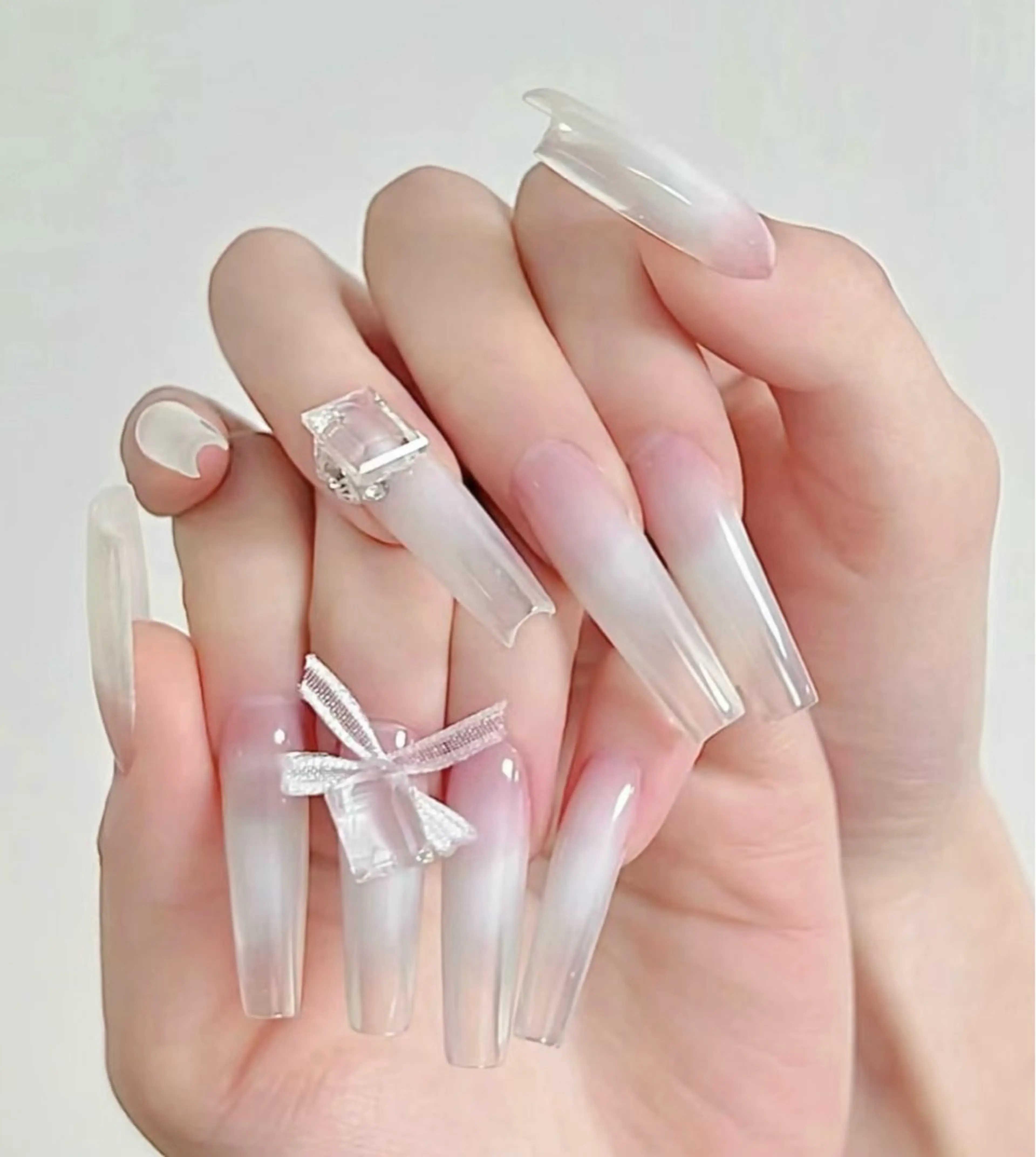 ネイル ハンドネイル D-BEAUTY Nailsalonのネイルデザイン