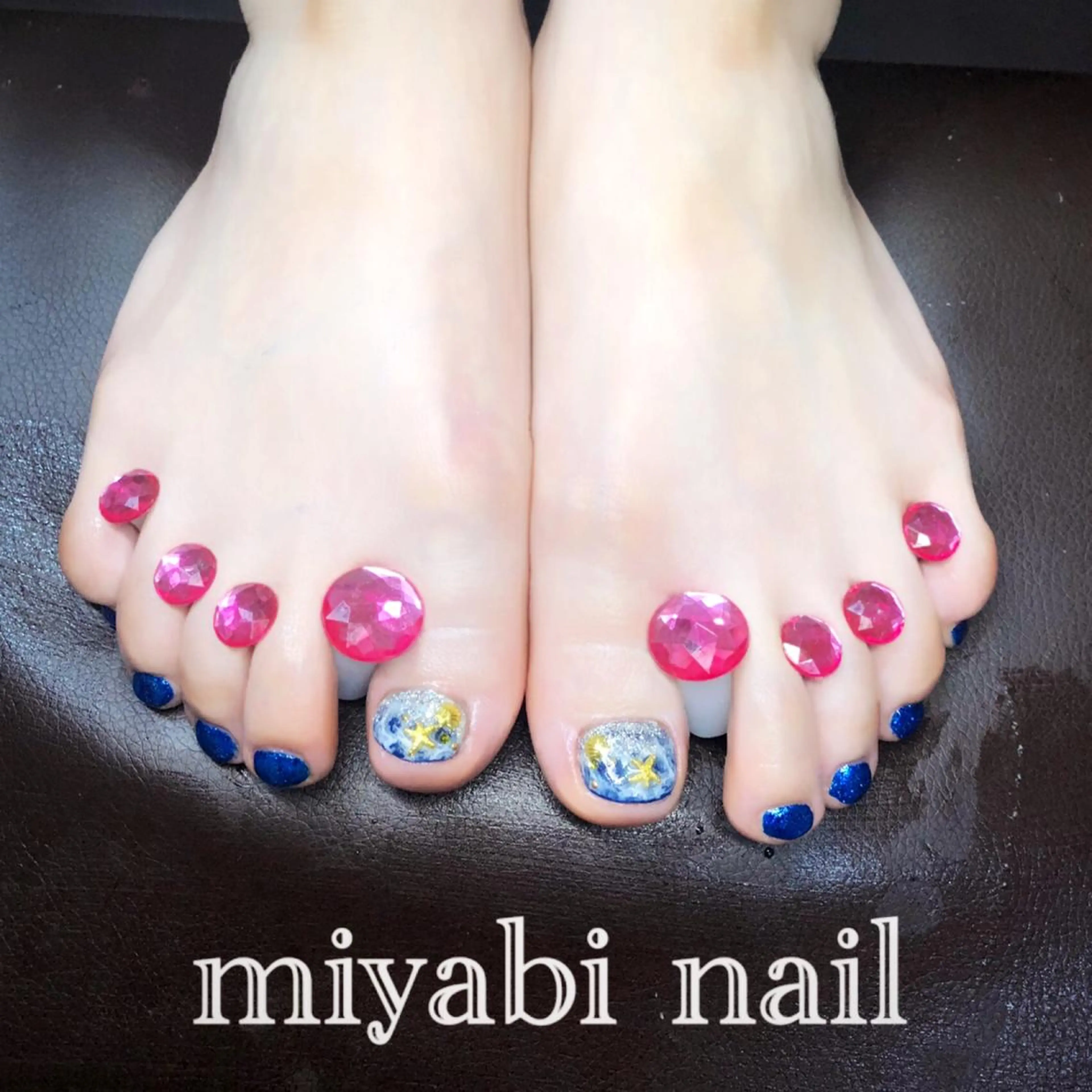 ネイル アートネイル フットネイル ジェルネイル ラメ(グリッター) 持ち込み フットネイル miyabi nail 桂川駅近くのネイルデザイン