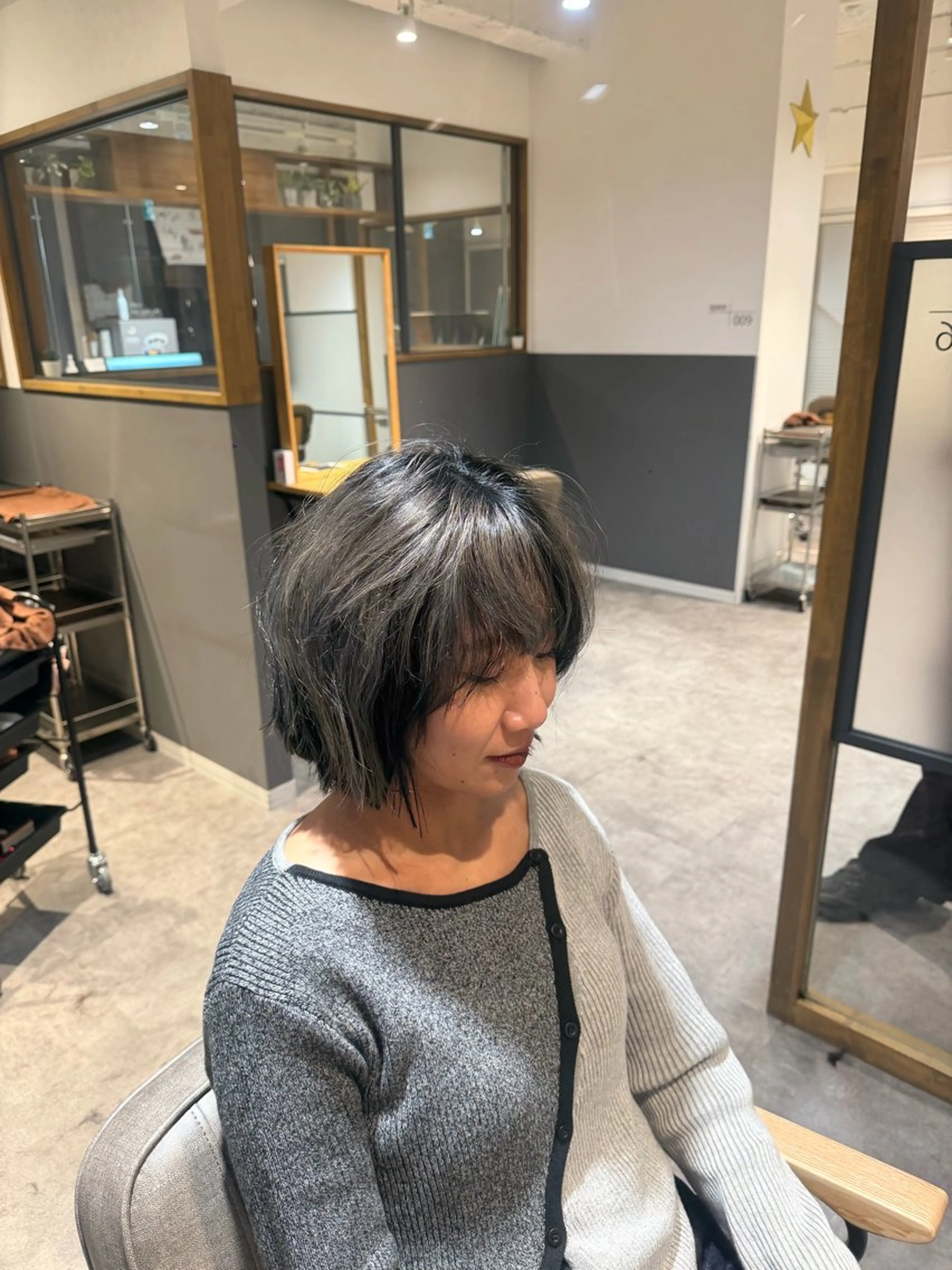 カラー ISHIKURA☆ KYOKAのヘアスタイル