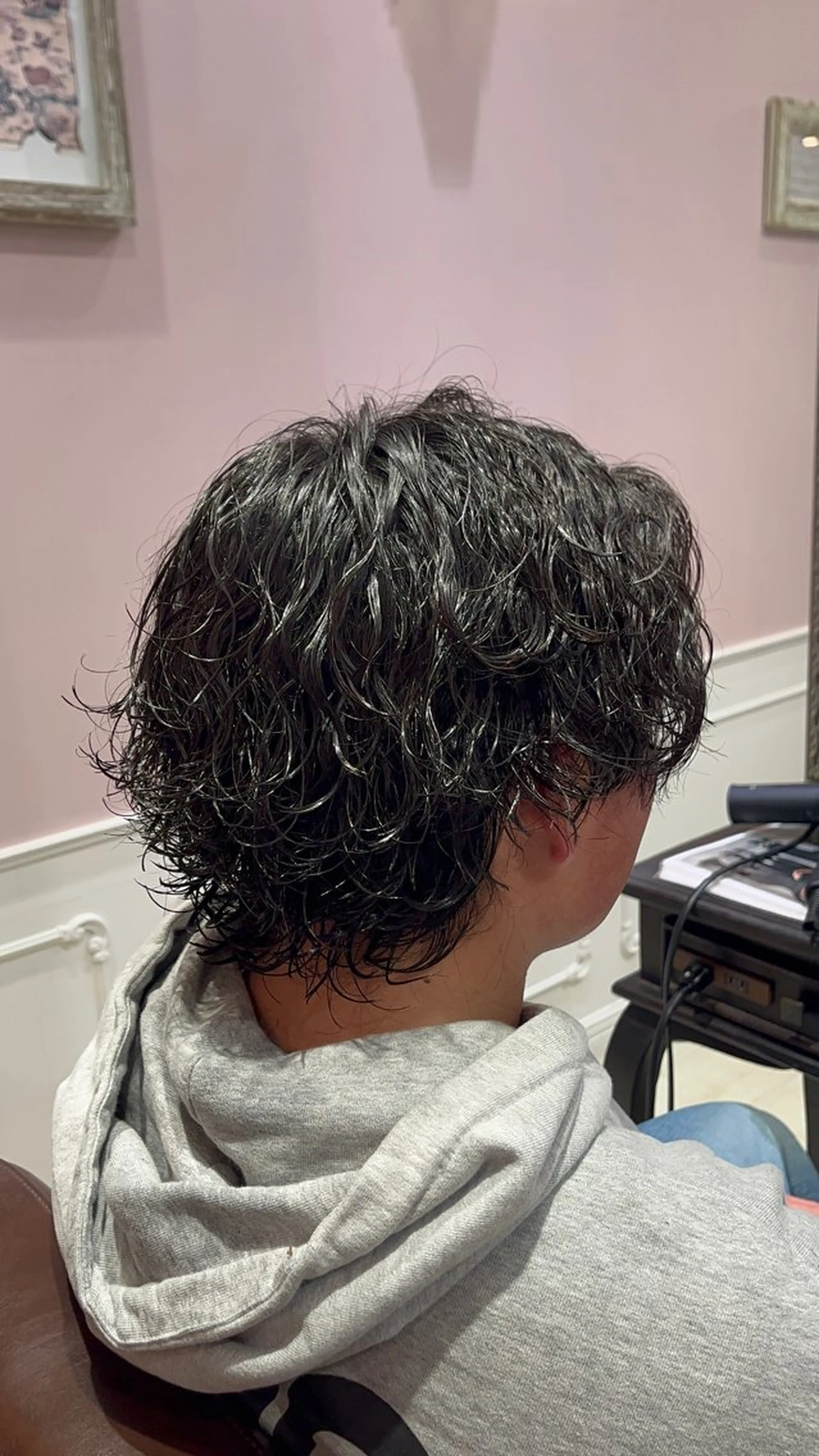 パーマ メンズ メンズパーマ 波巻きパーマ カット パーマ レイヤー/透明感/髪 質改善/メンズ/佐藤のヘアスタイル