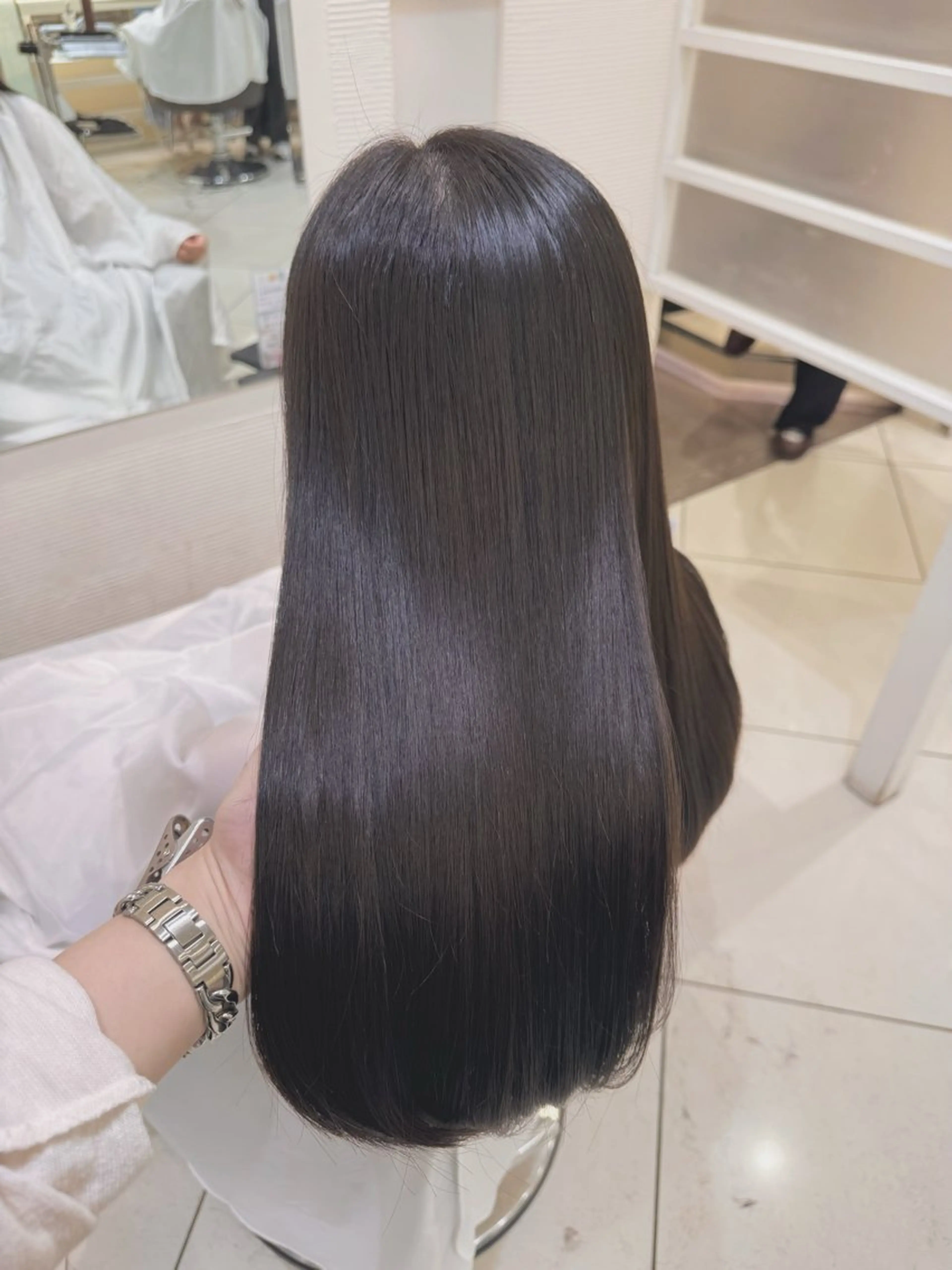 ロング ヘアカラー トリートメント 🫧オリーブ/赤み消 し/暗髪🫧野本麗奈のヘアスタイル