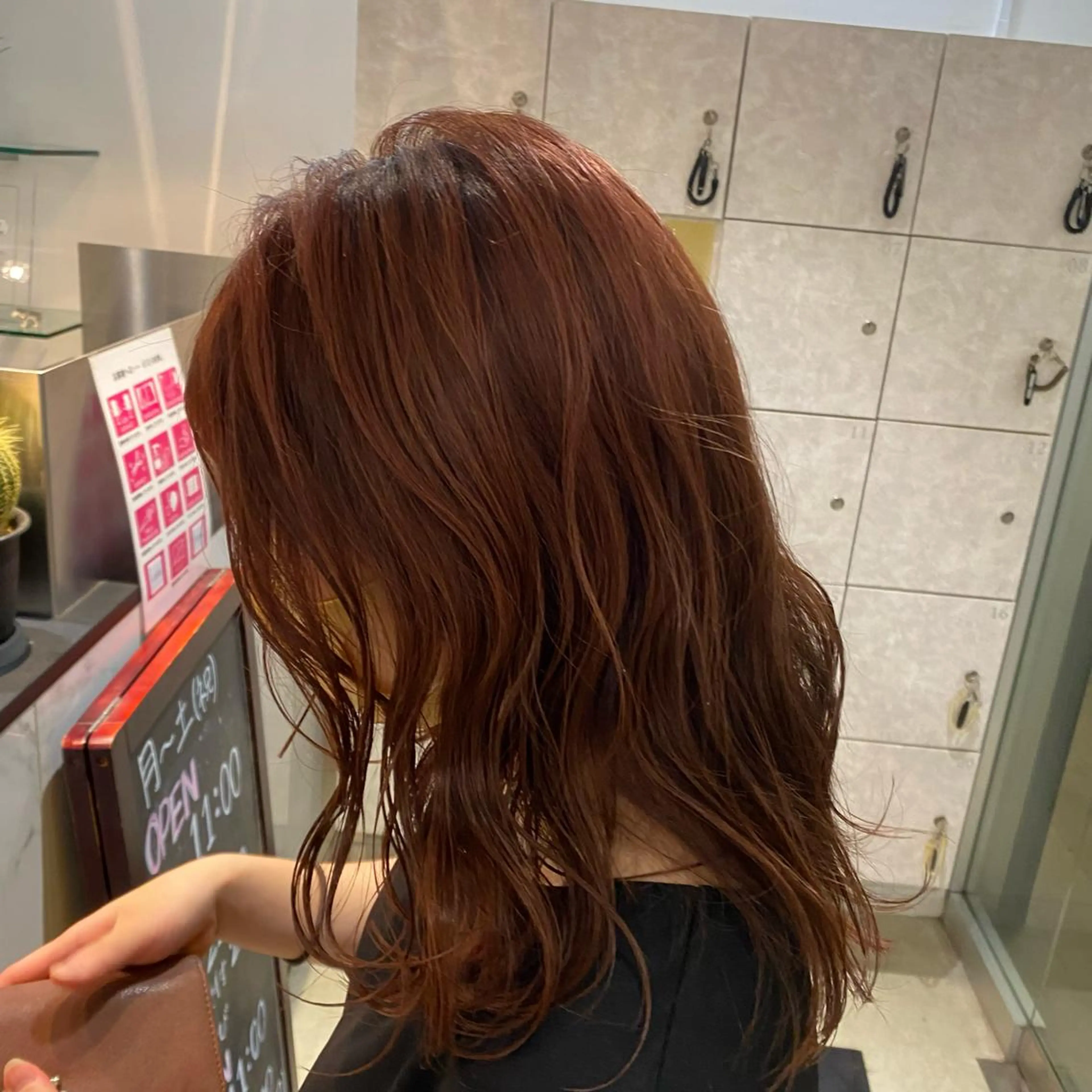 ミディアム カラー ブラウンカラー ピンクカラー ピンクブラウン 増子 祐太朗のヘアスタイル