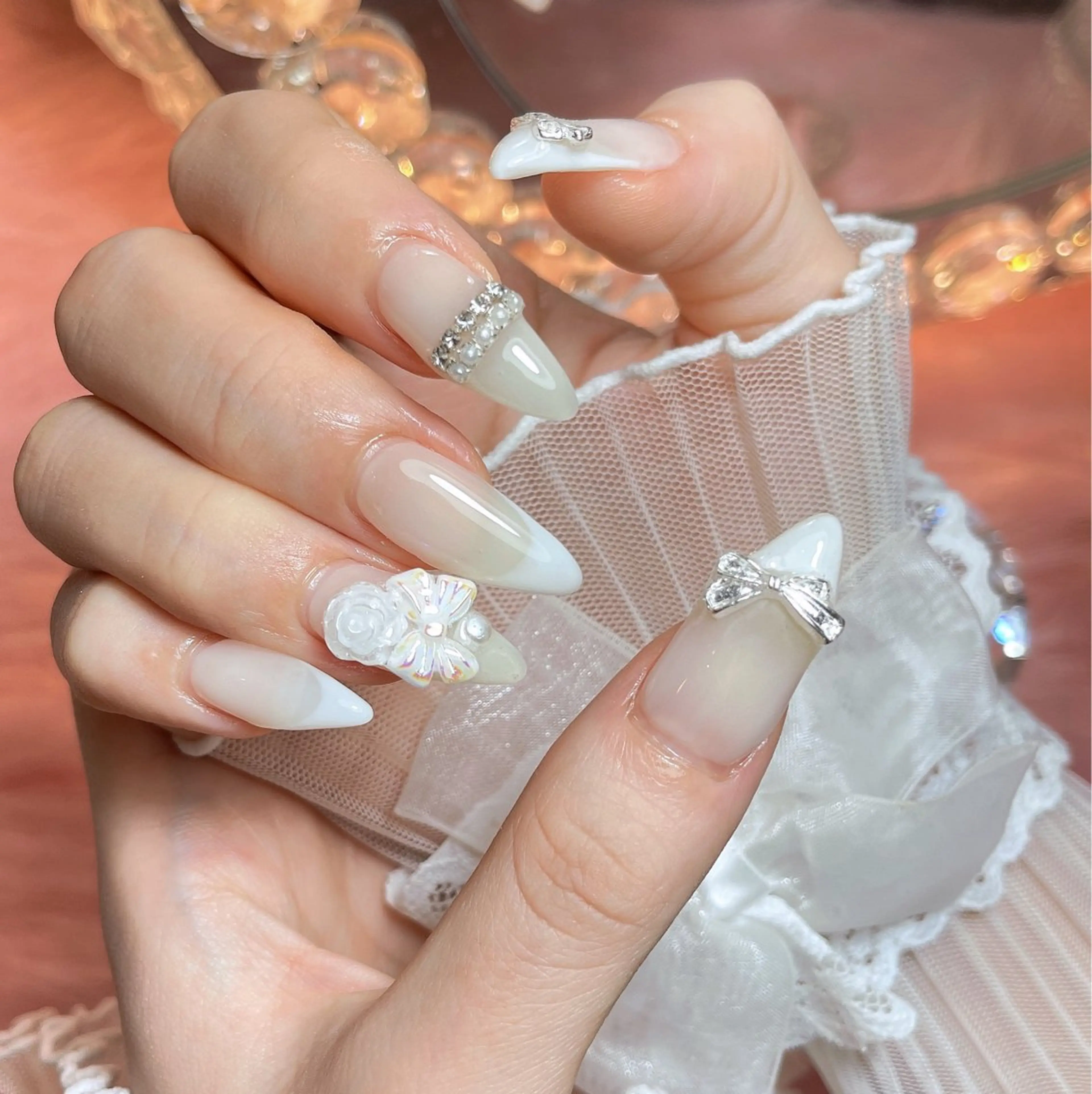 ネイル 23時まで❤︎韓国、 ワンホンネイルのネイルデザイン