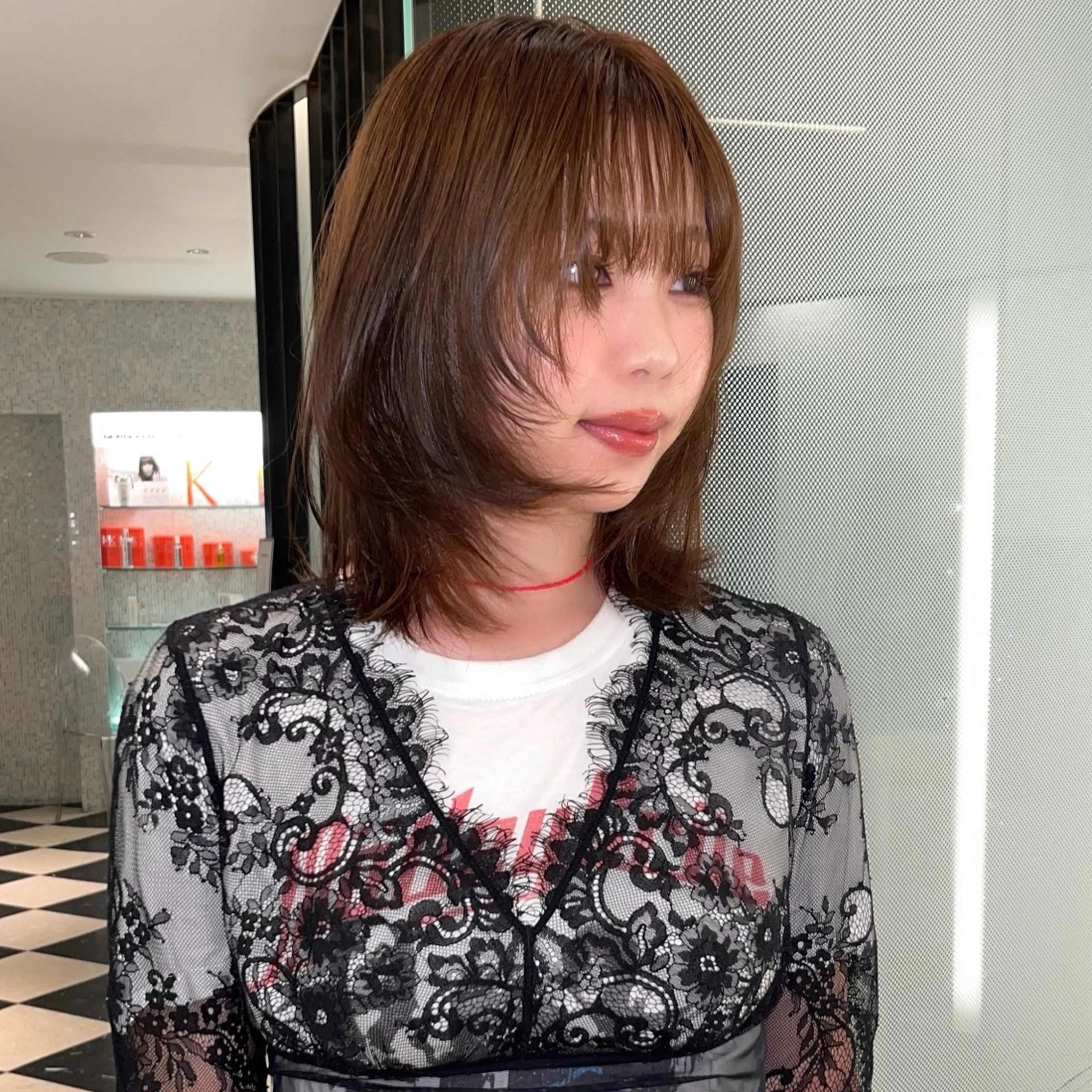 ミディアム anna 韓国レイヤ ー/ ハッシュカットのヘアスタイル