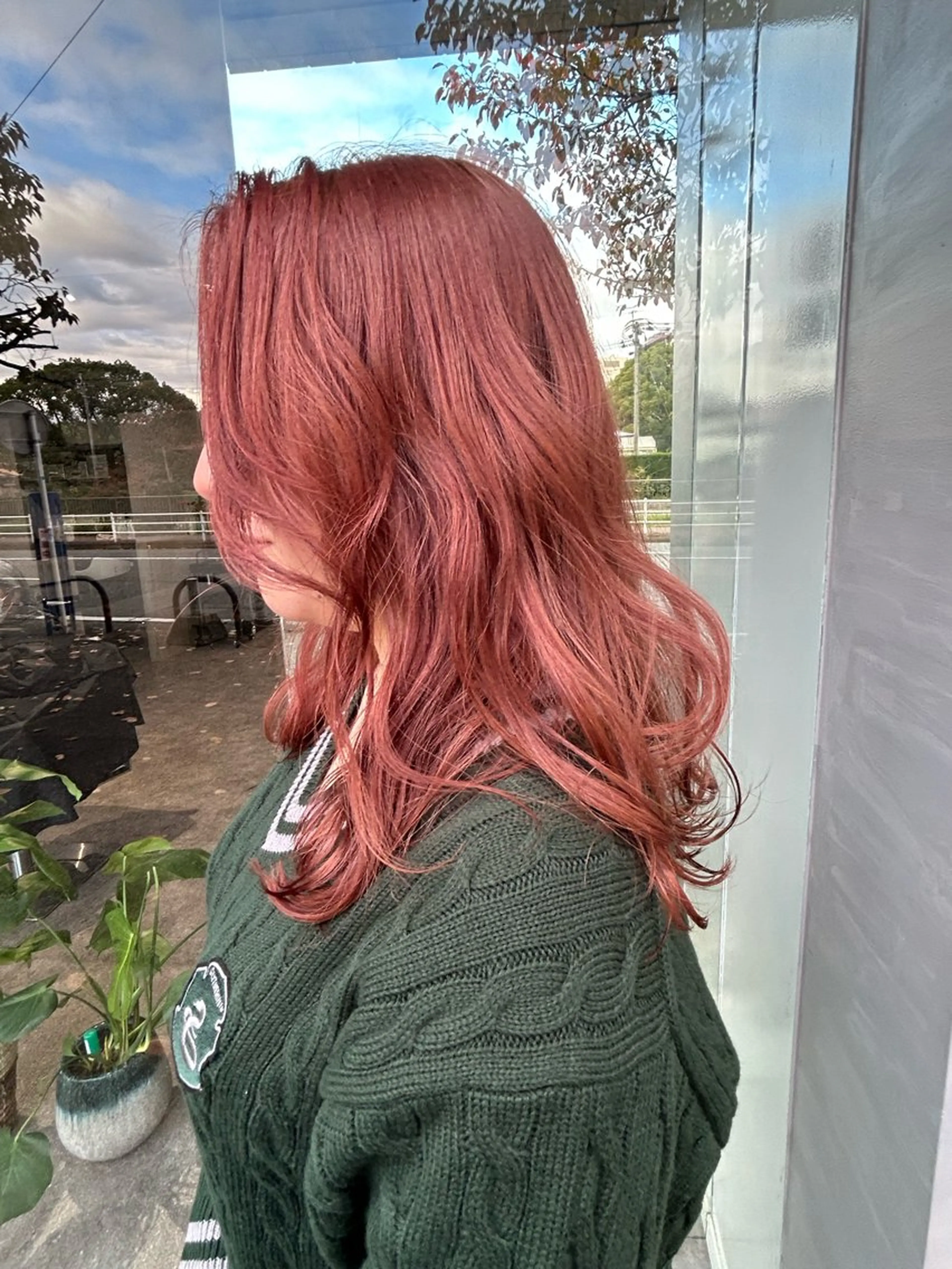 セミロング カラー 井手 素子のヘアスタイル