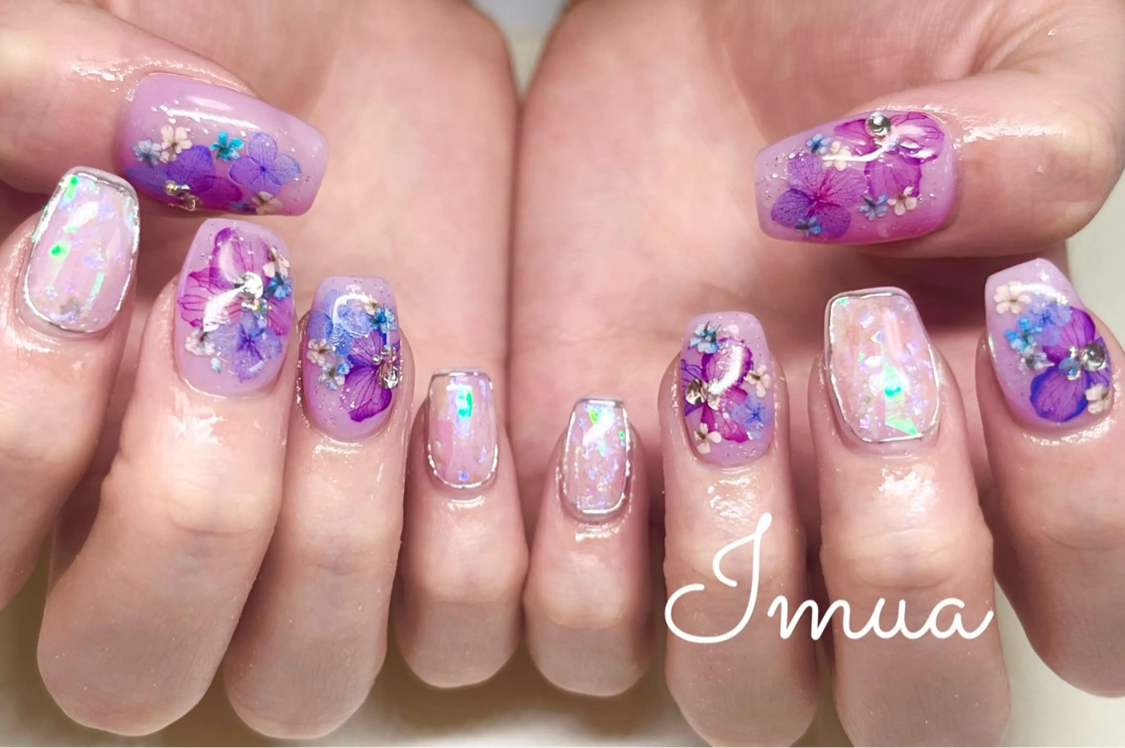 ネイル IMUA所属・IMUA🌴🌴 NAOMIのネイルデザイン