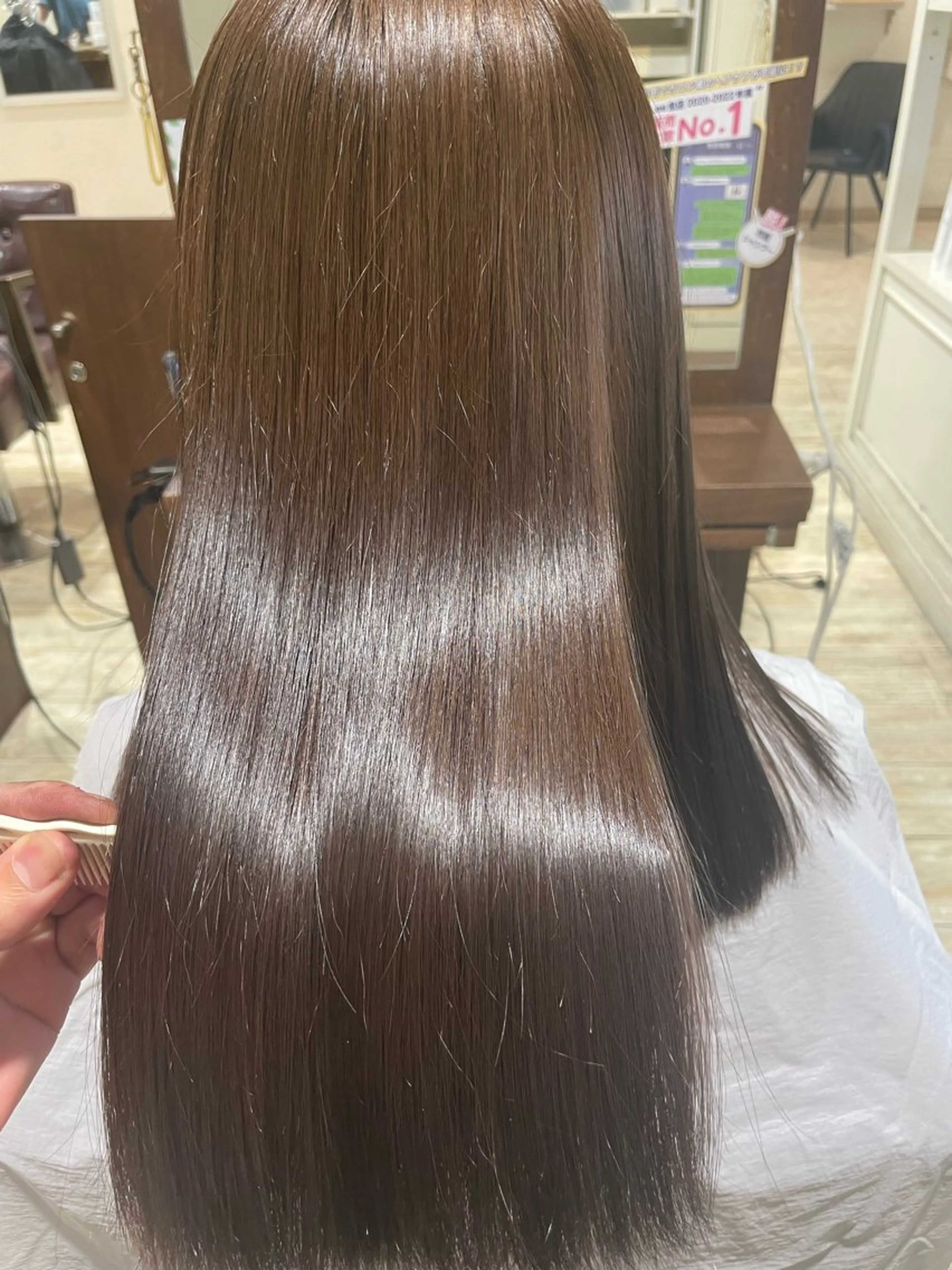 セミロング 髪質改善 SHEER. 大阪梅田所属・髪質改善/ 梅田中崎町/宮里のヘアスタイル