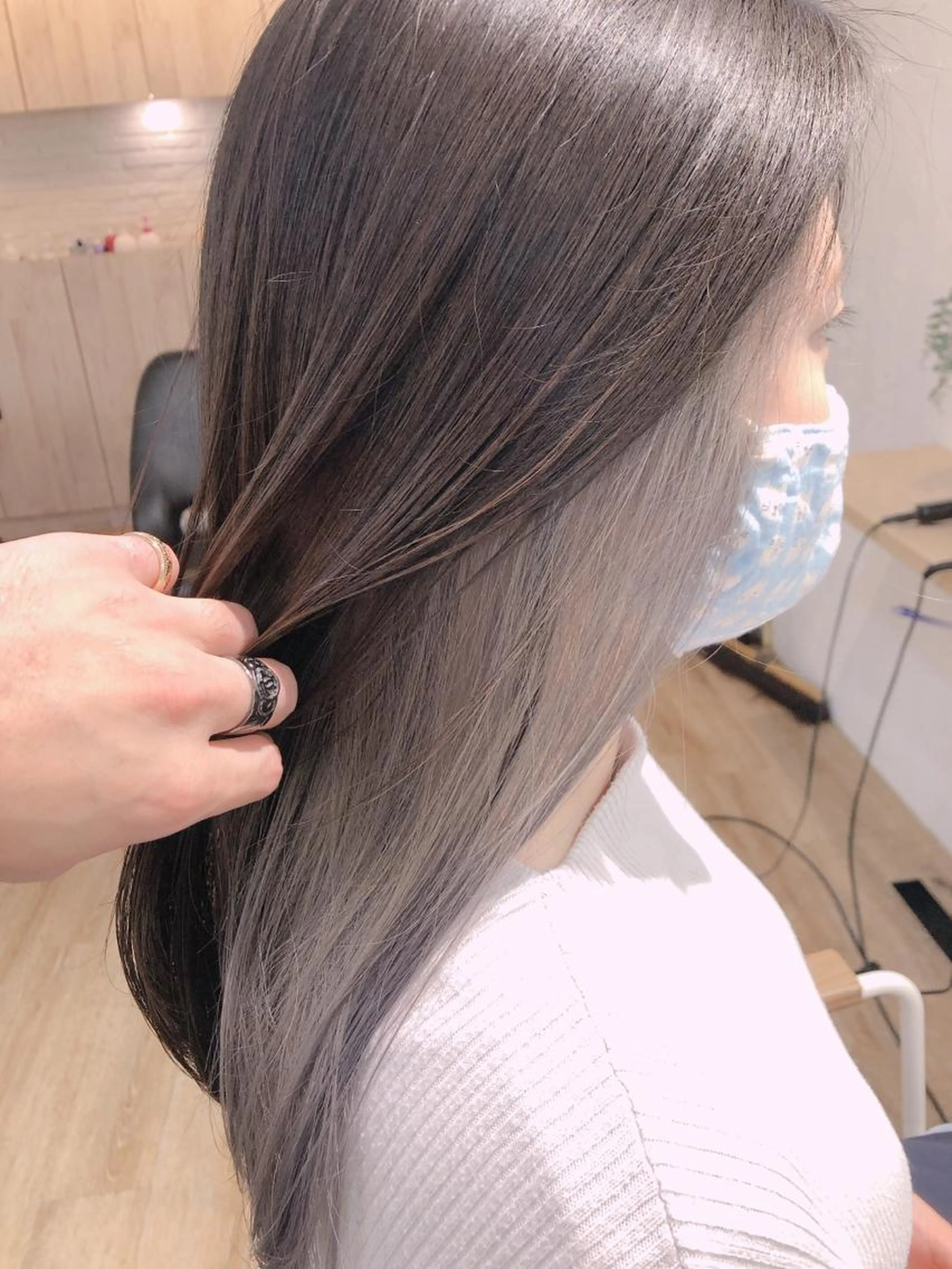 【大人気メニュー】デザインインナー(イヤリングorポイント)カラー➕globalMilbonトリートメントの写真